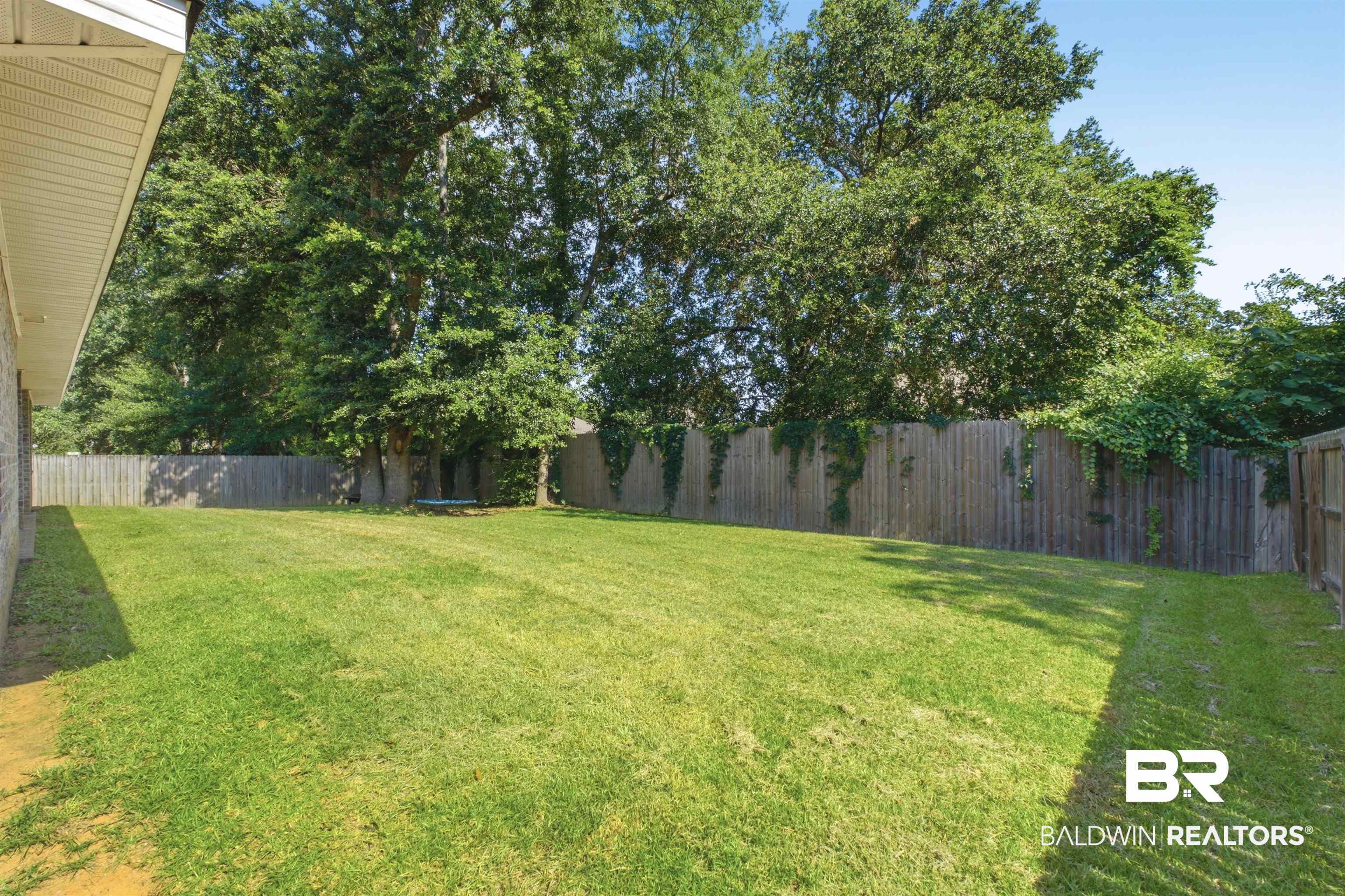 14877 Silver Oaks Loop