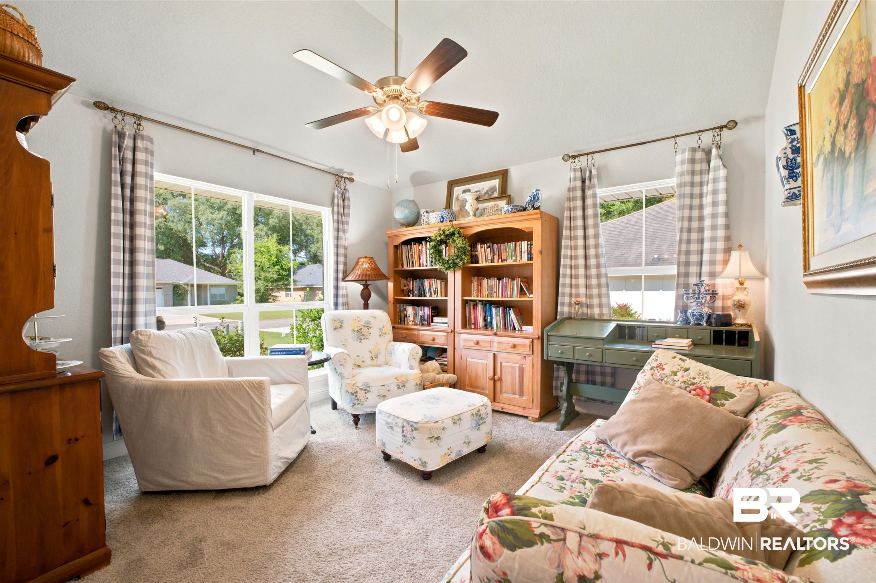 14877 Silver Oaks Loop