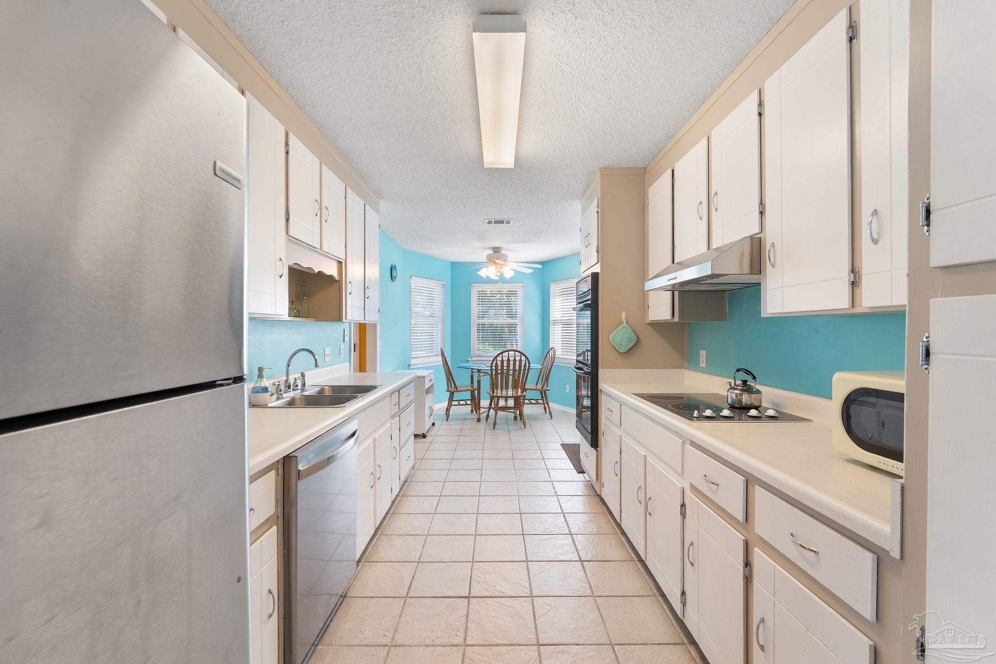 12084 Gulf Beach Hwy