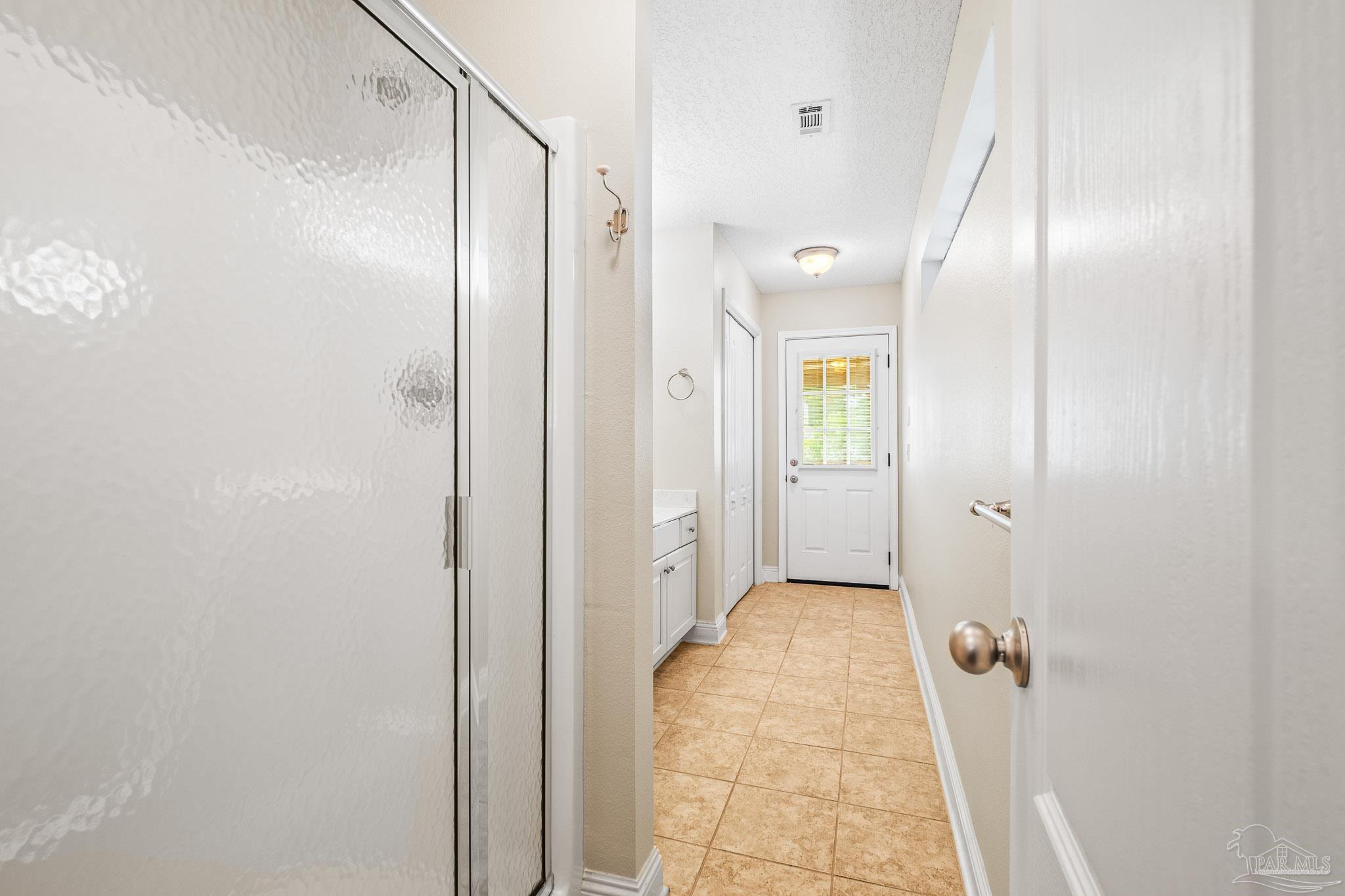 1000 Black Walnut Trl