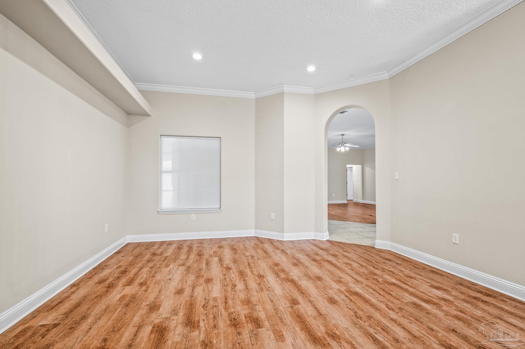 1000 Black Walnut Trl