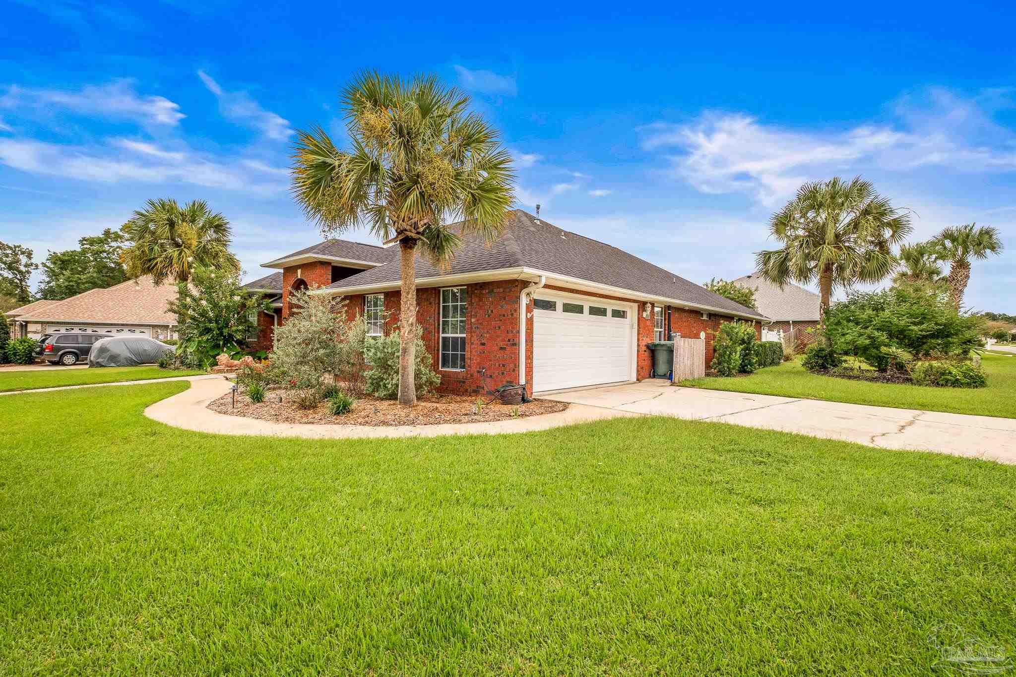 1000 Black Walnut Trl