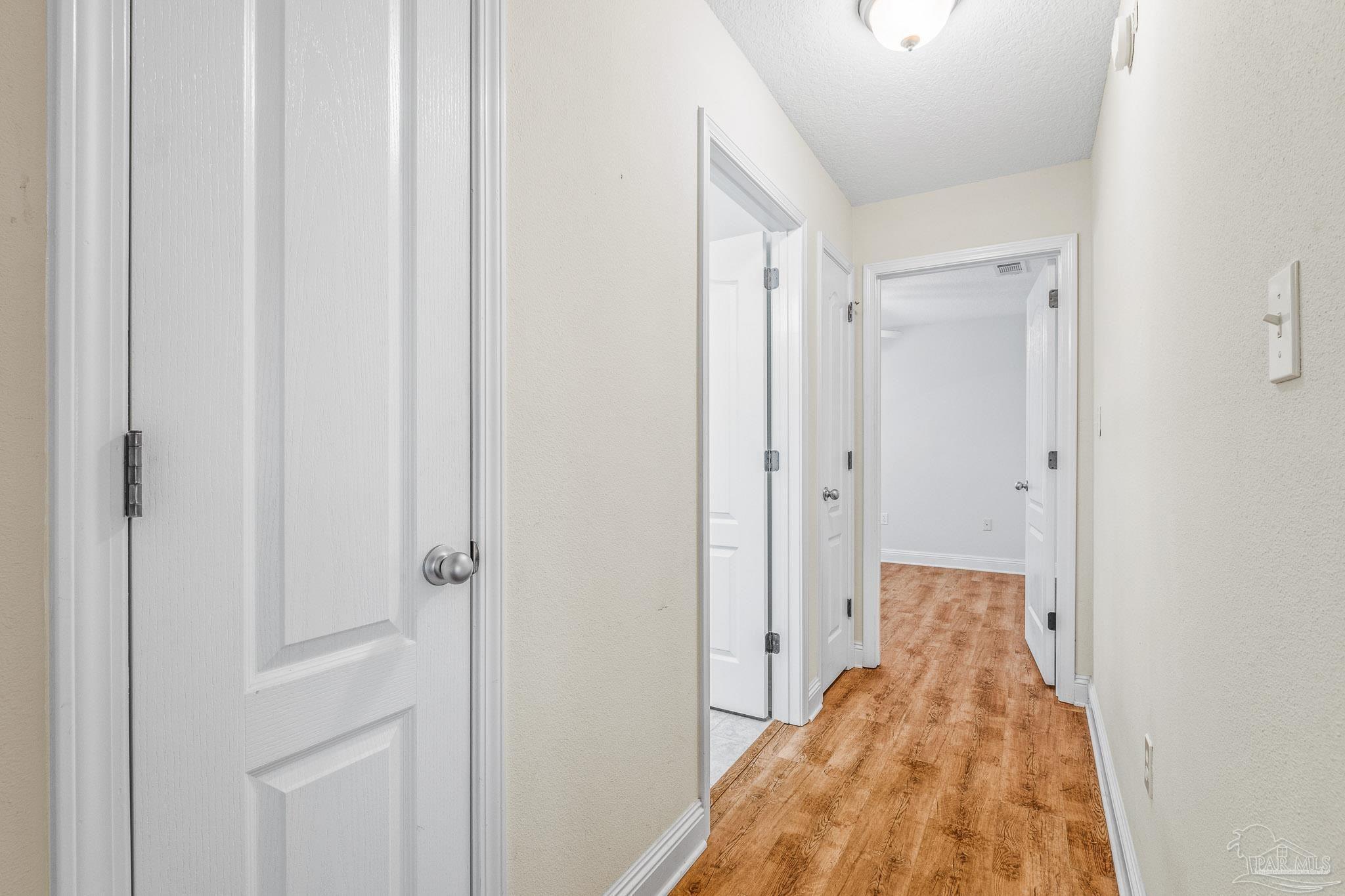 1000 Black Walnut Trl