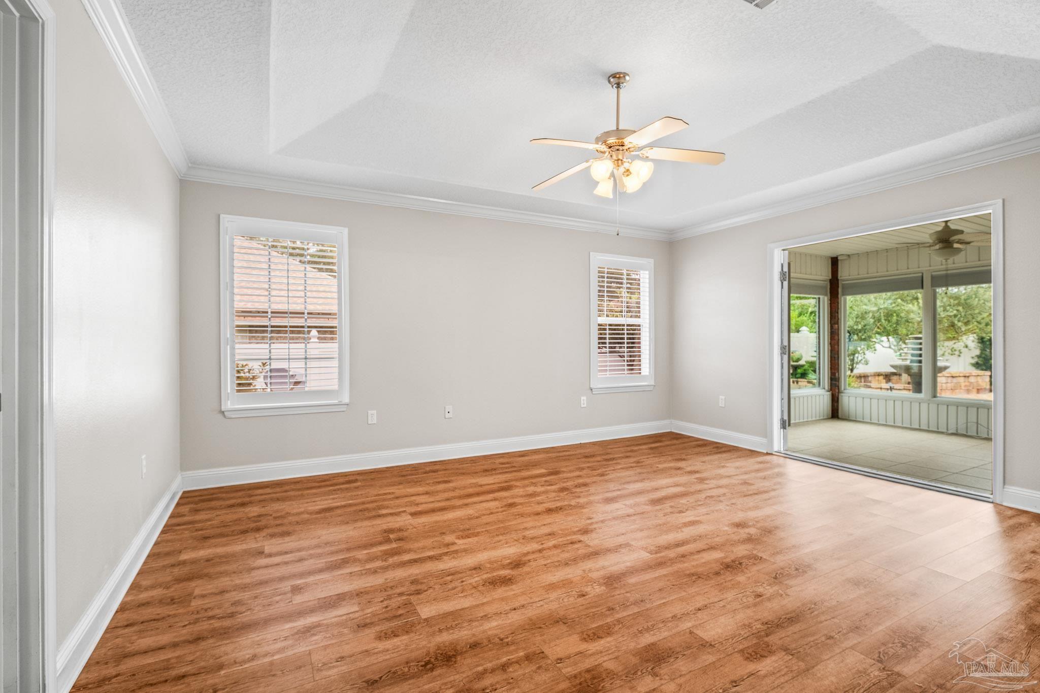 1000 Black Walnut Trl