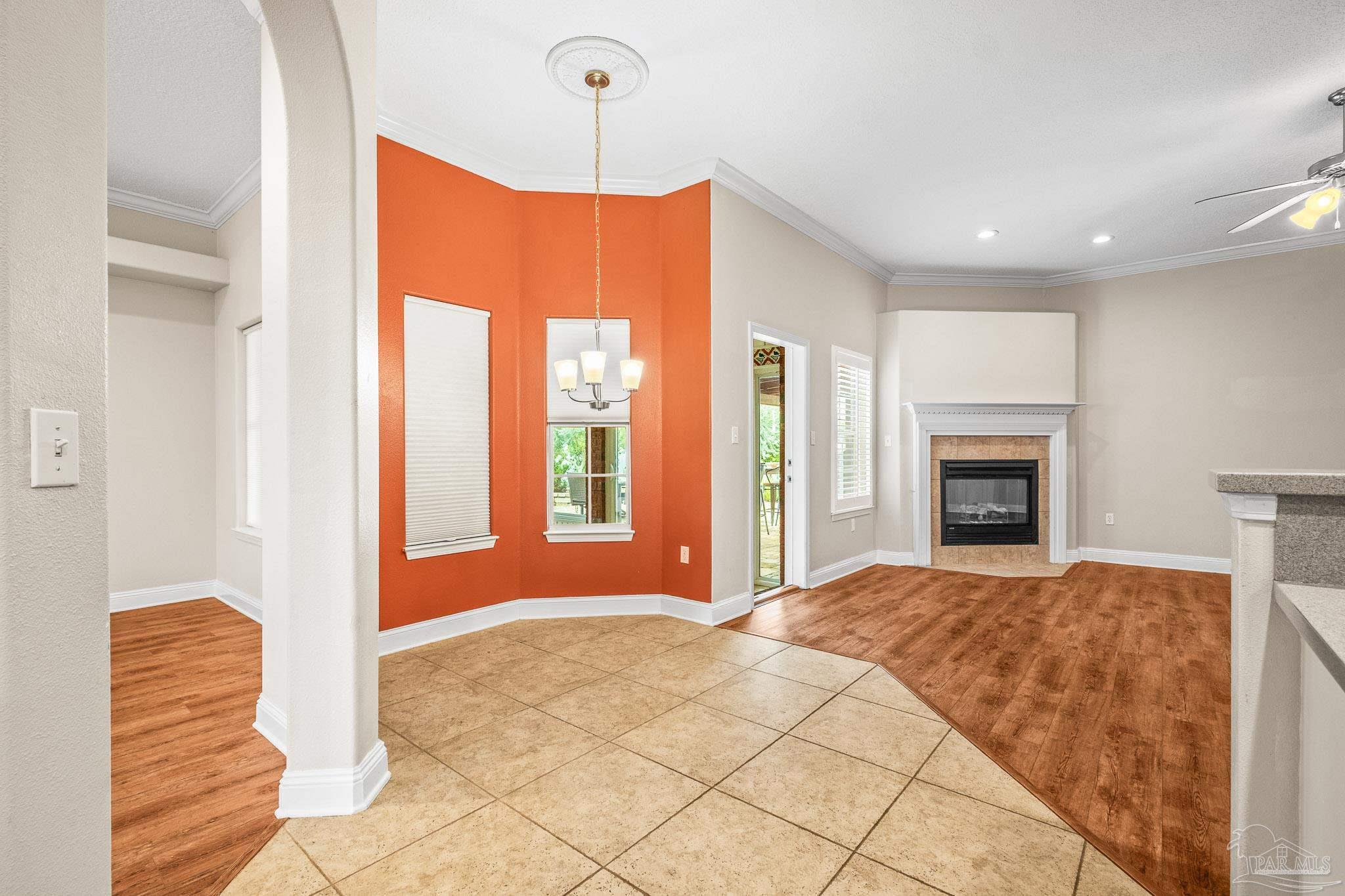 1000 Black Walnut Trl