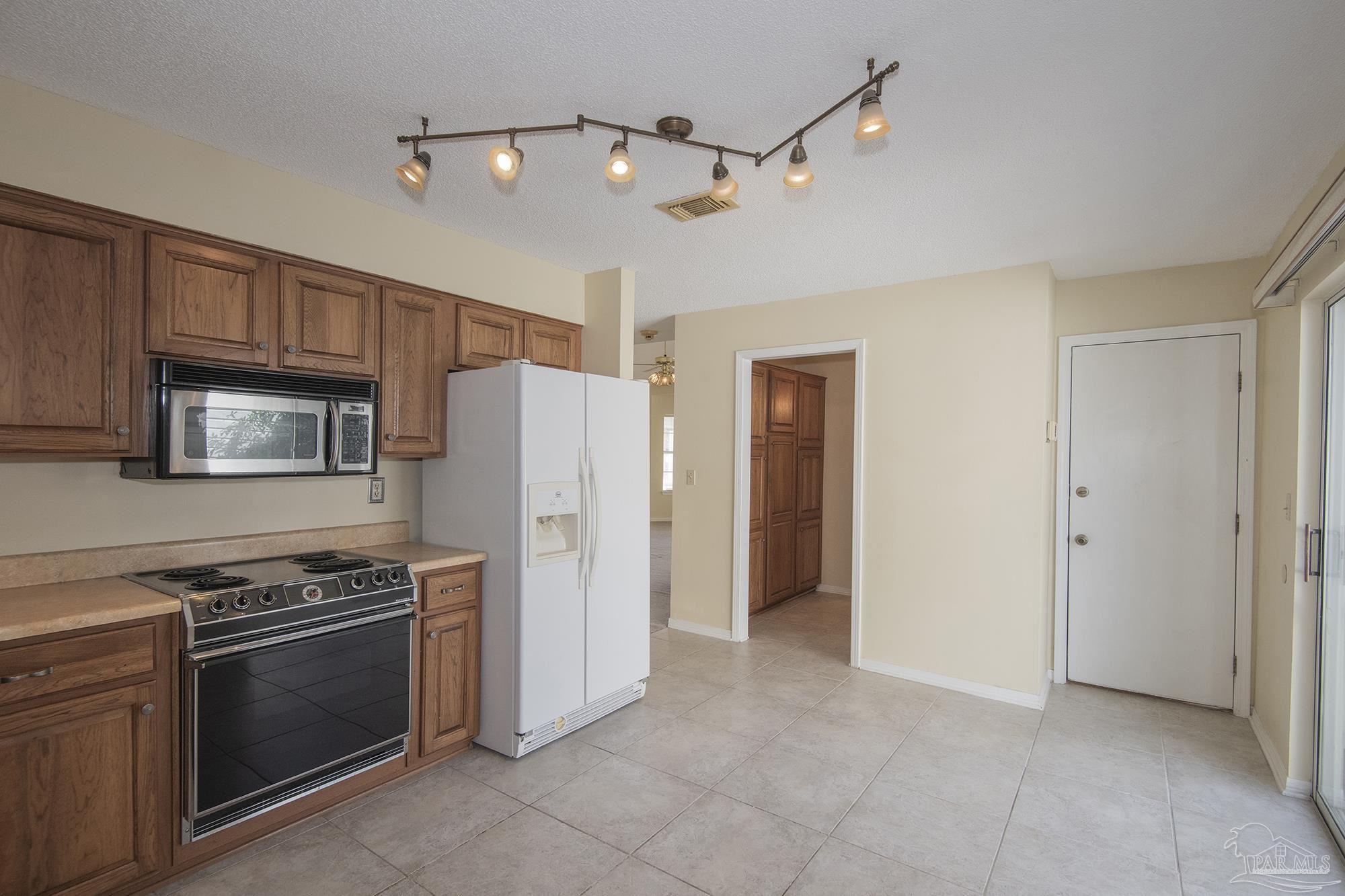 4226 Spanish Trail Pl