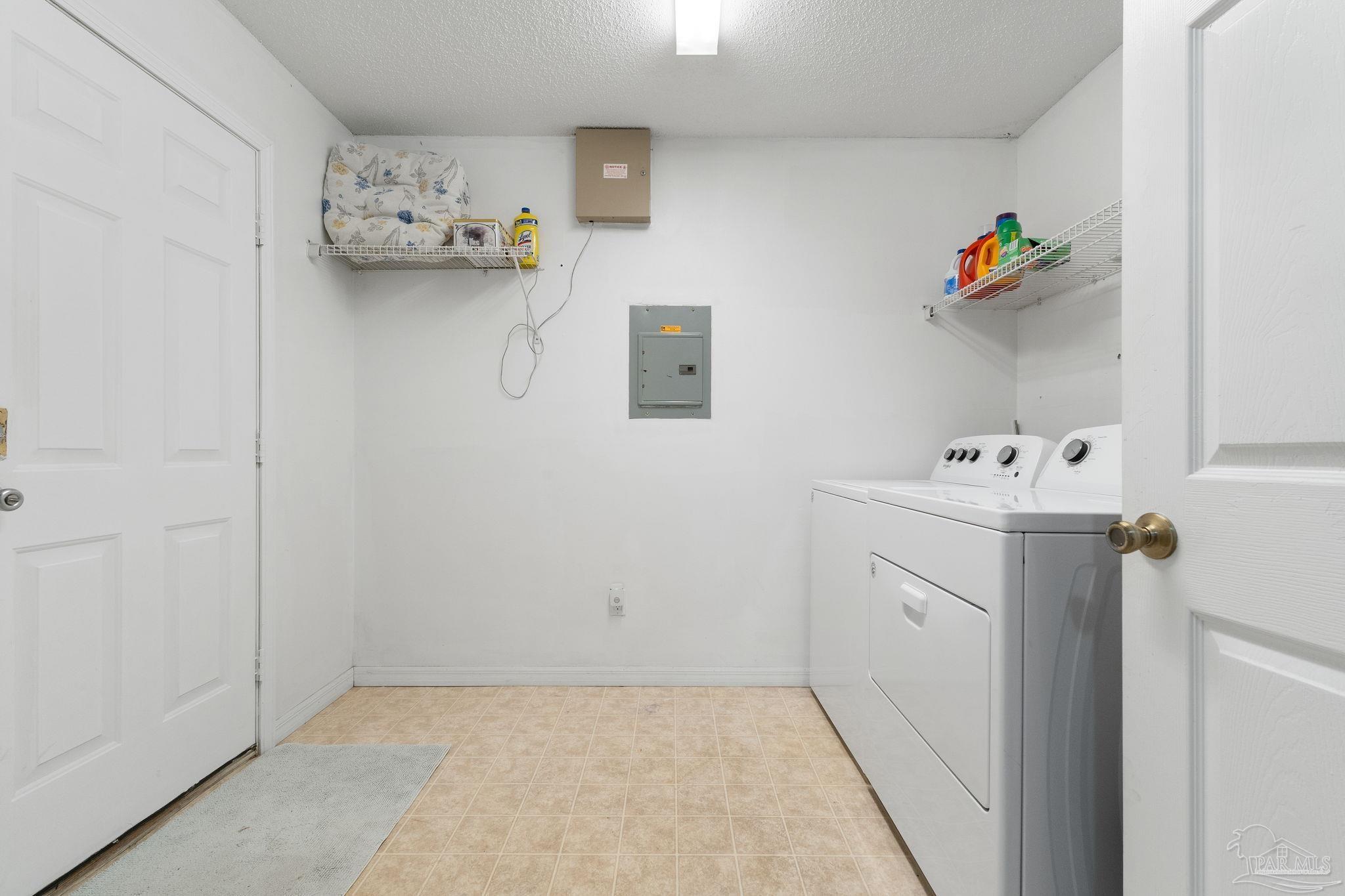 2004 Coral St