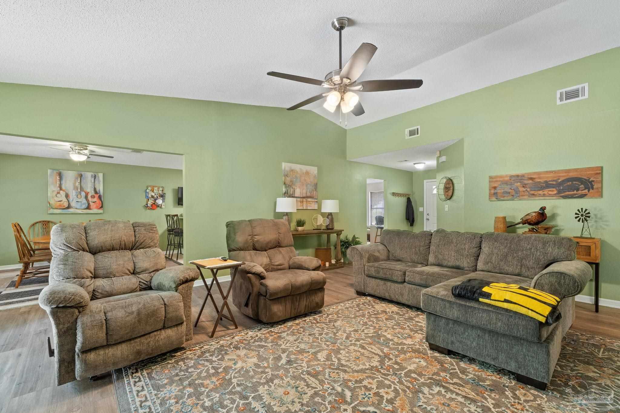 2004 Coral St