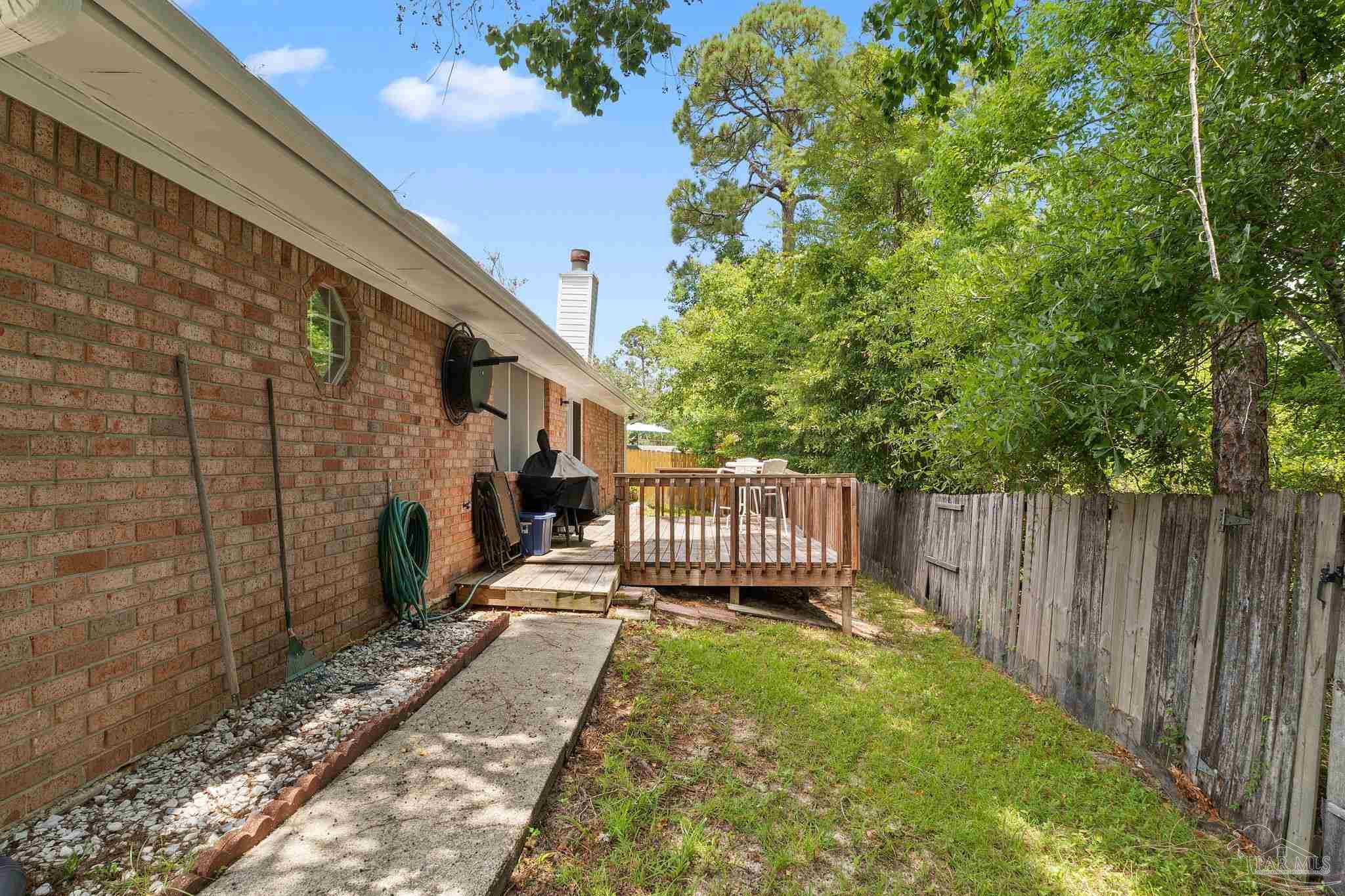 2004 Coral St
