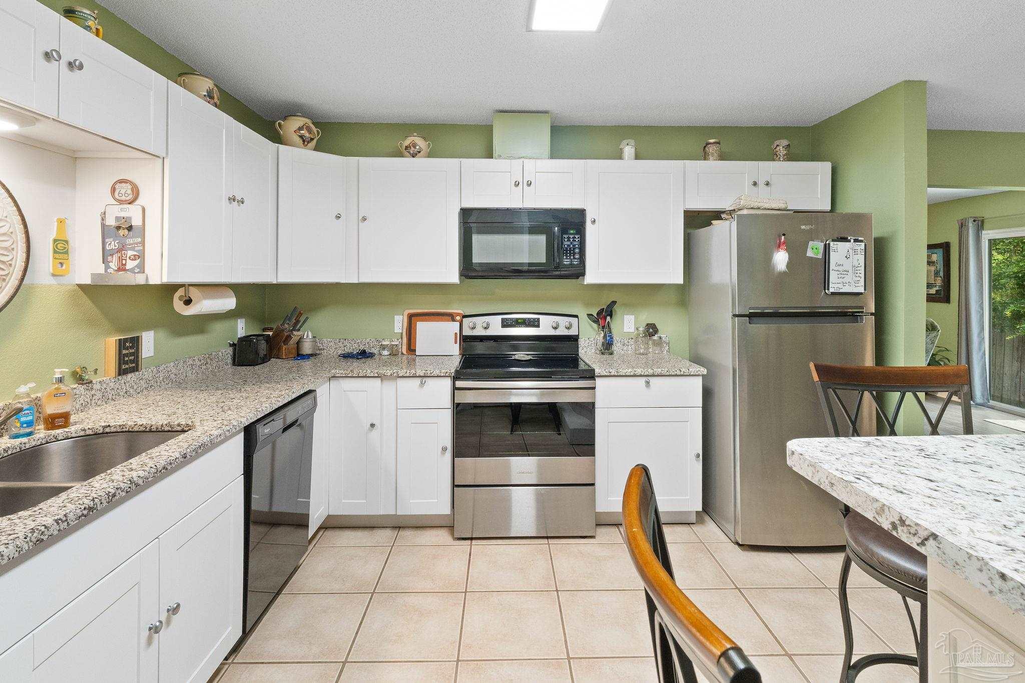 2004 Coral St