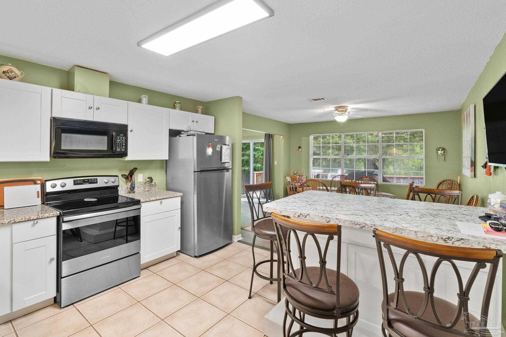 2004 Coral St