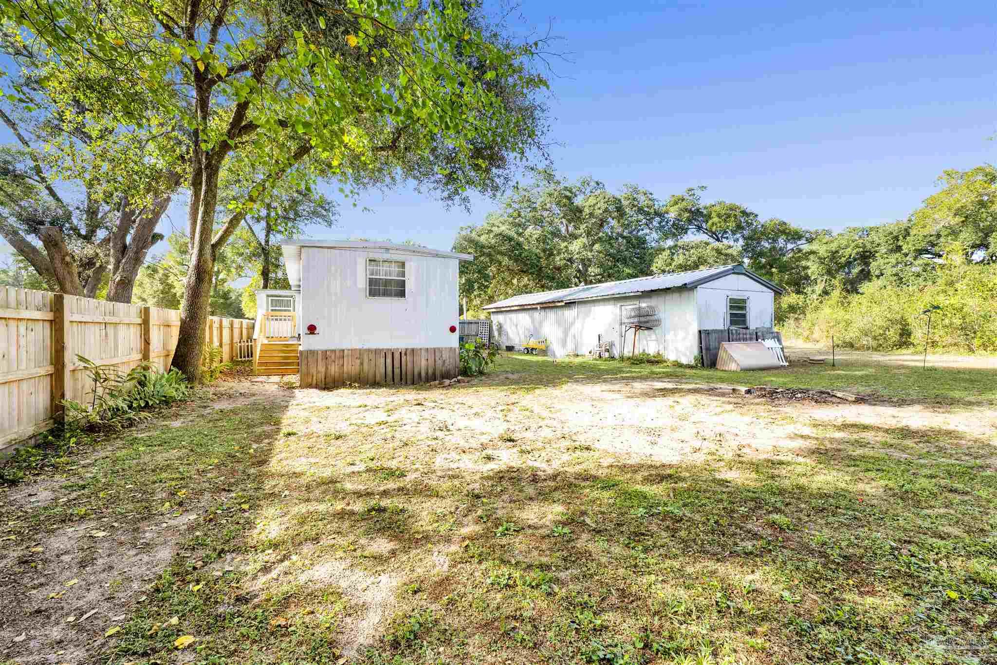 402 N 62nd Ave