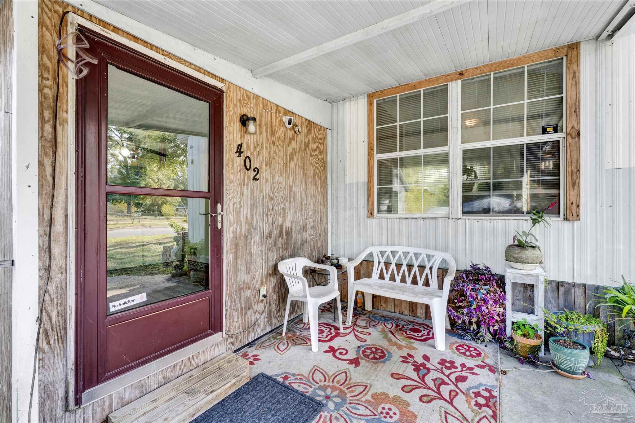 402 N 62nd Ave