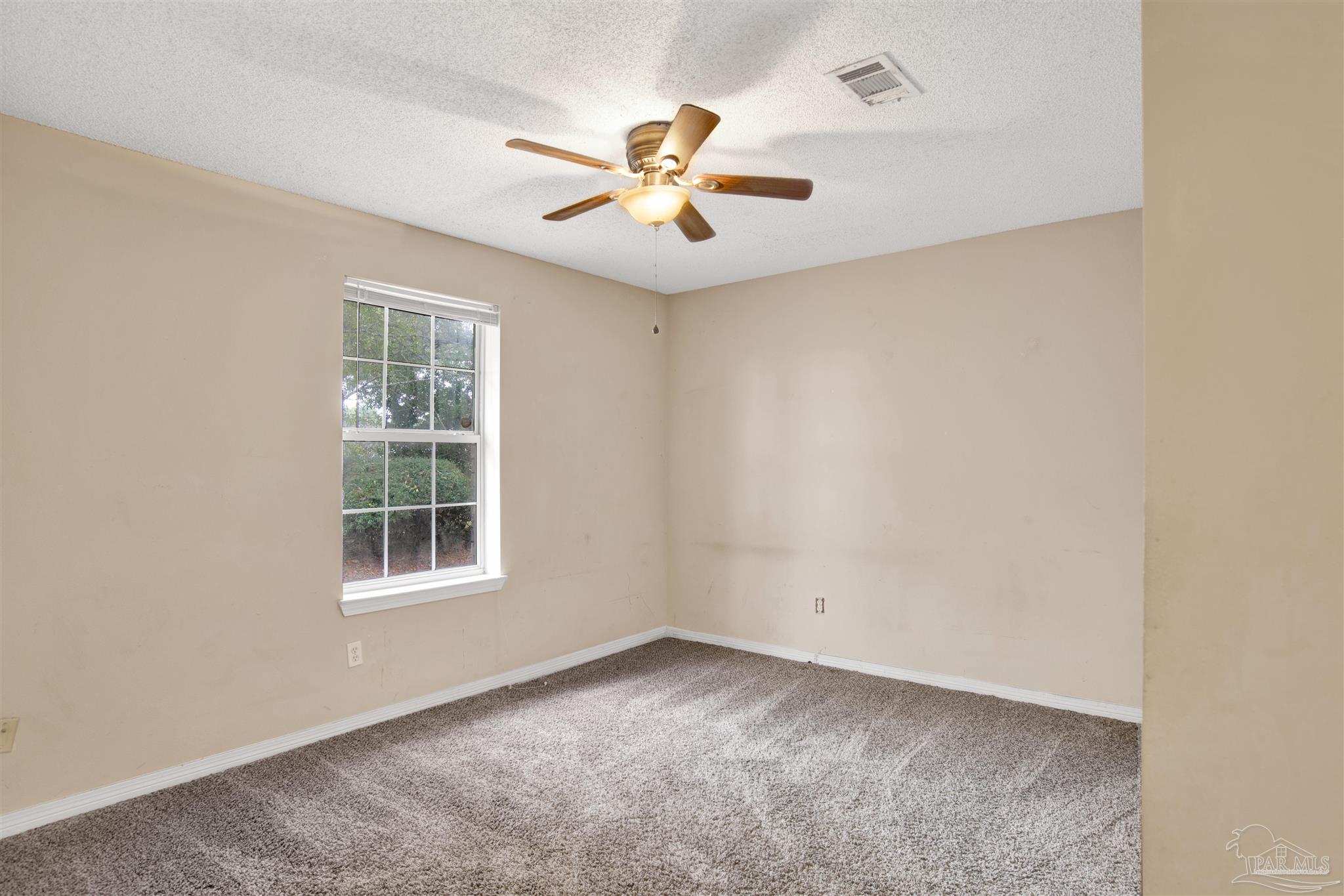 1024 Oak View Dr