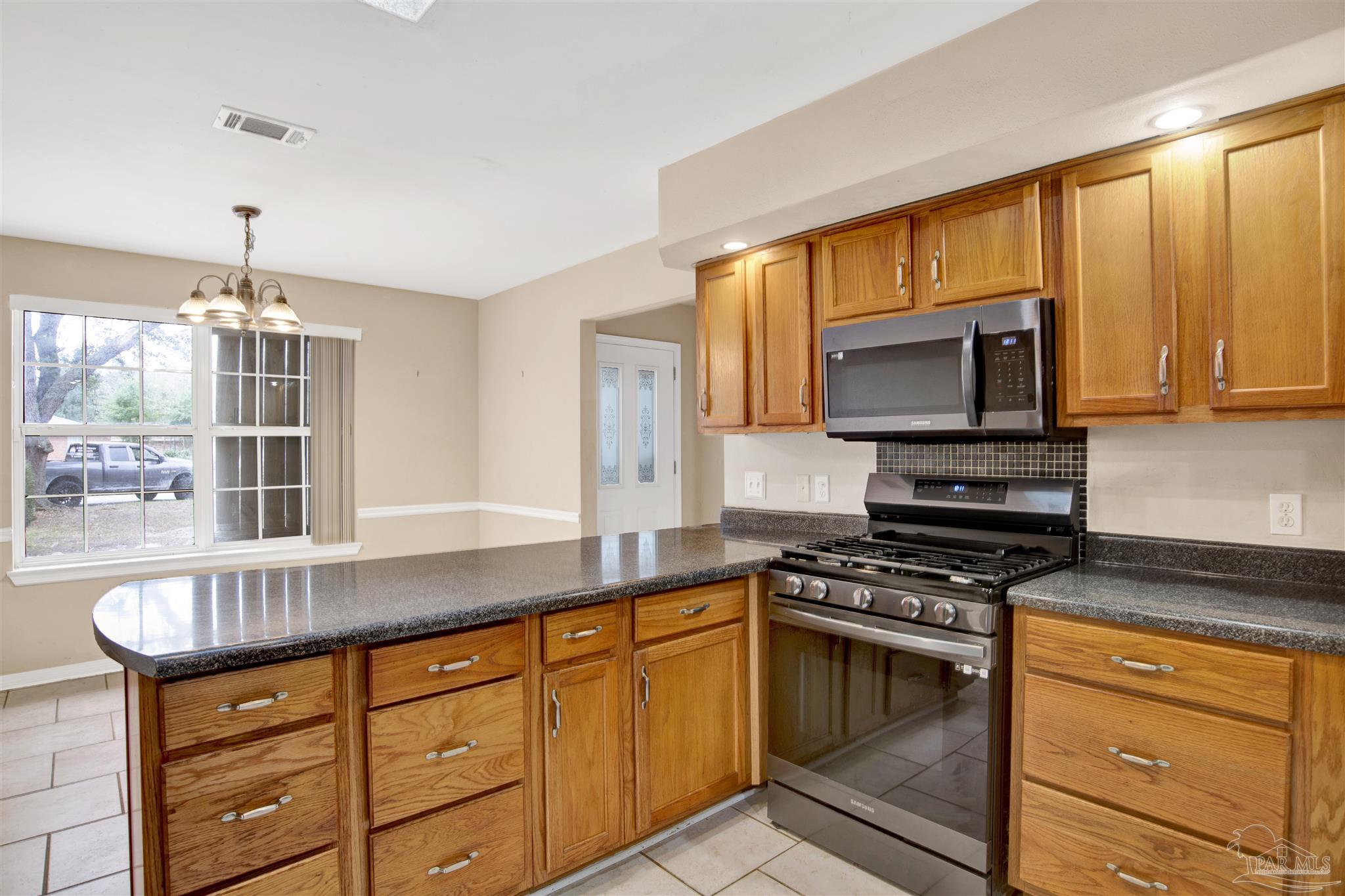1024 Oak View Dr