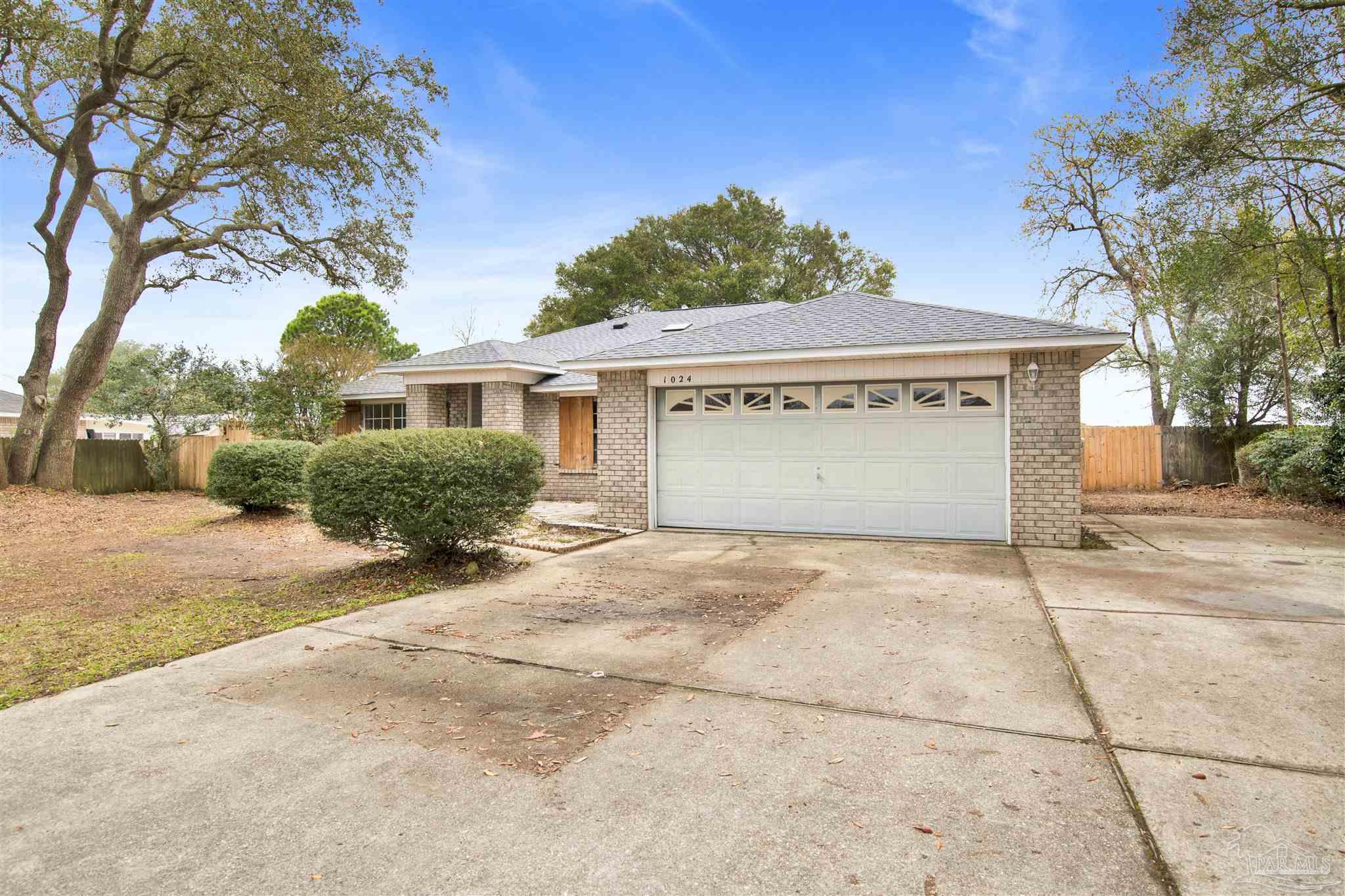 1024 Oak View Dr