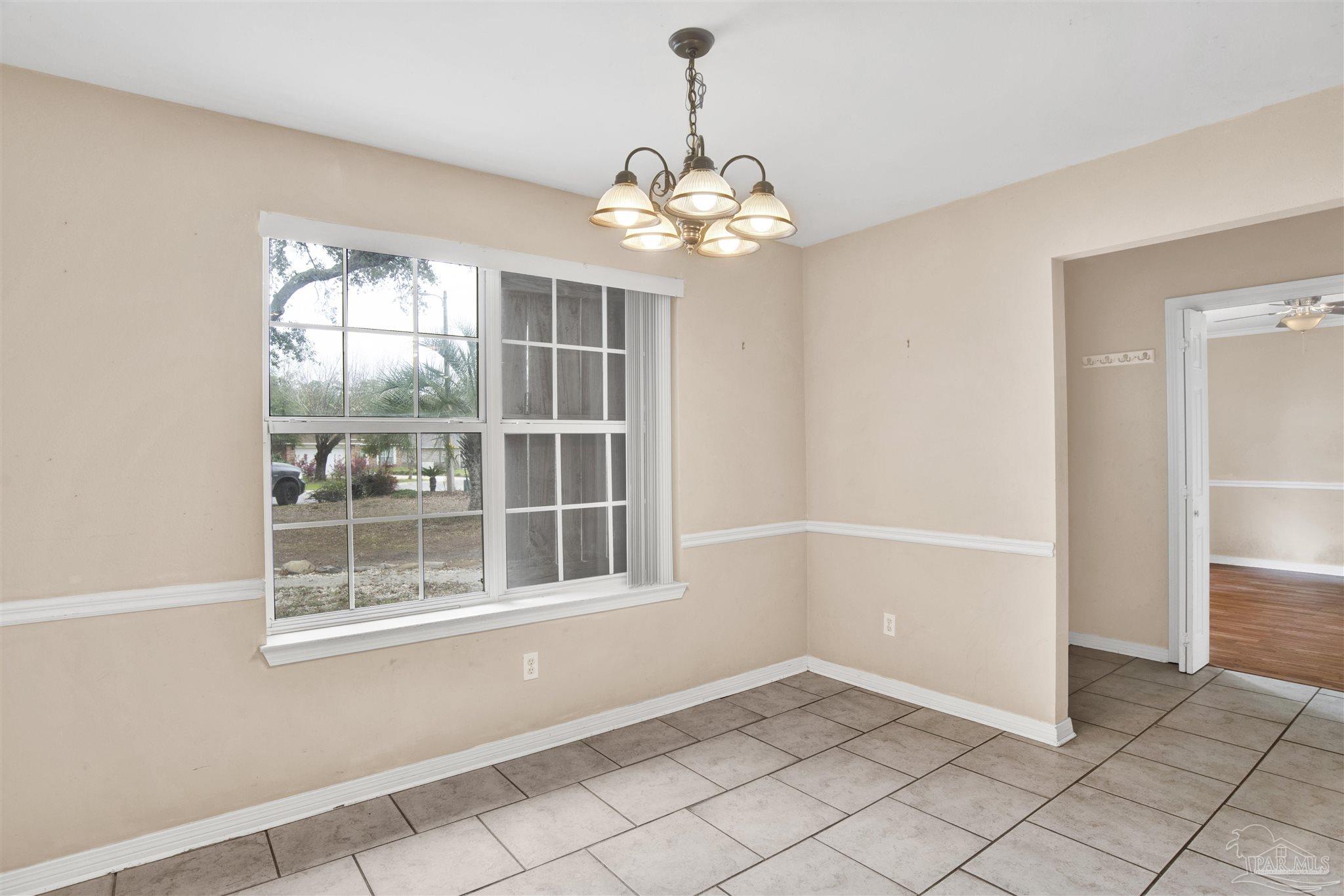 1024 Oak View Dr