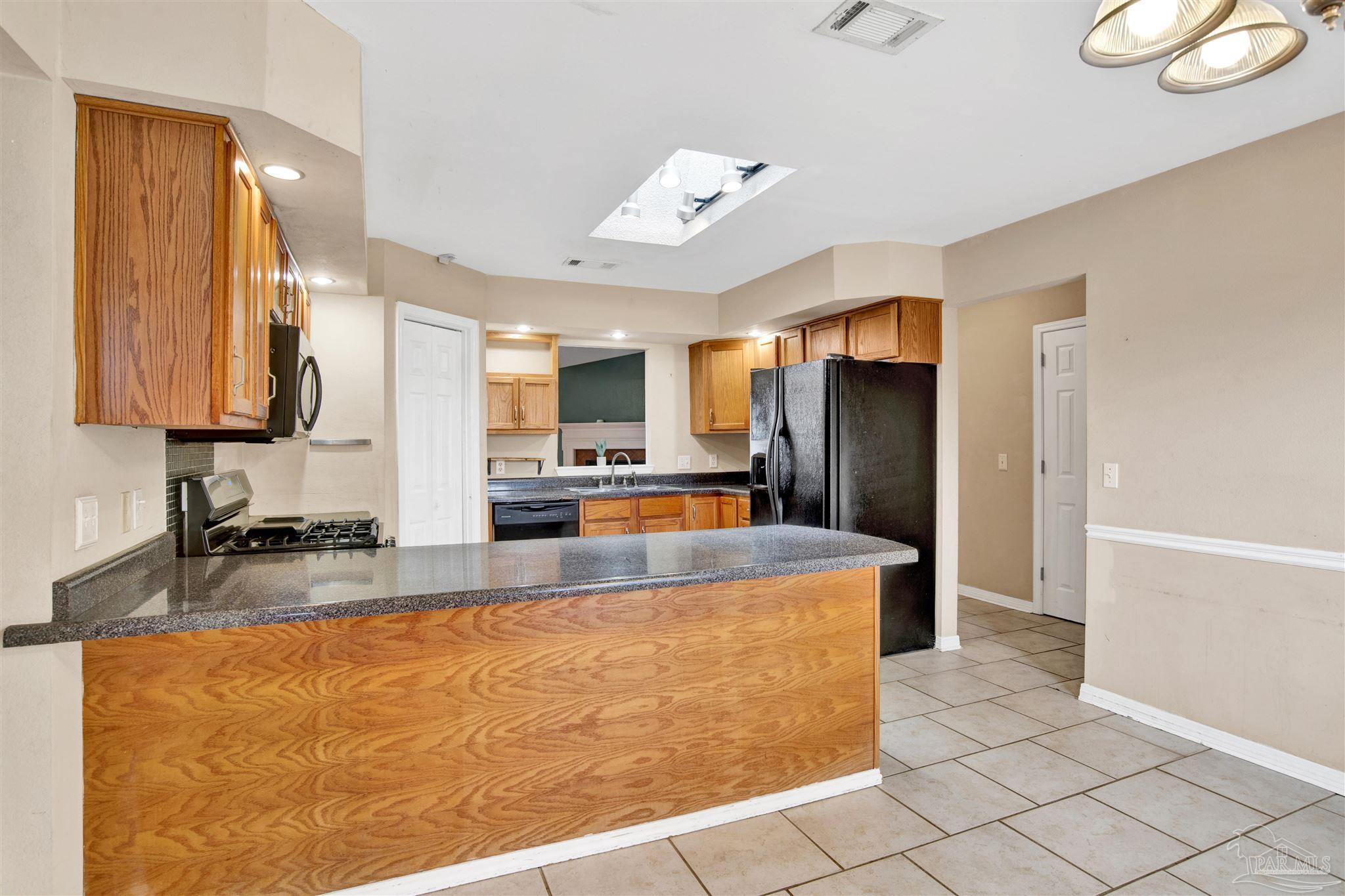 1024 Oak View Dr