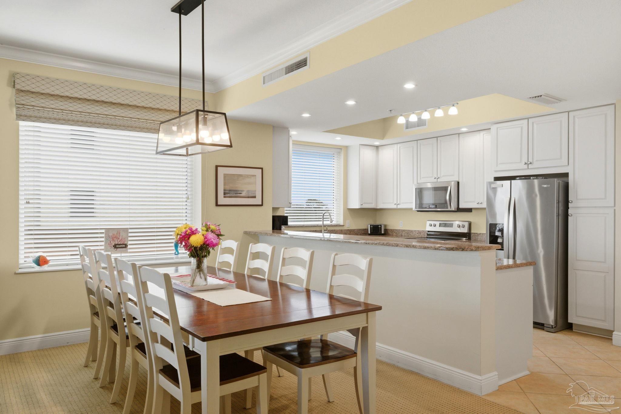 612 Lost Key Dr # 405B