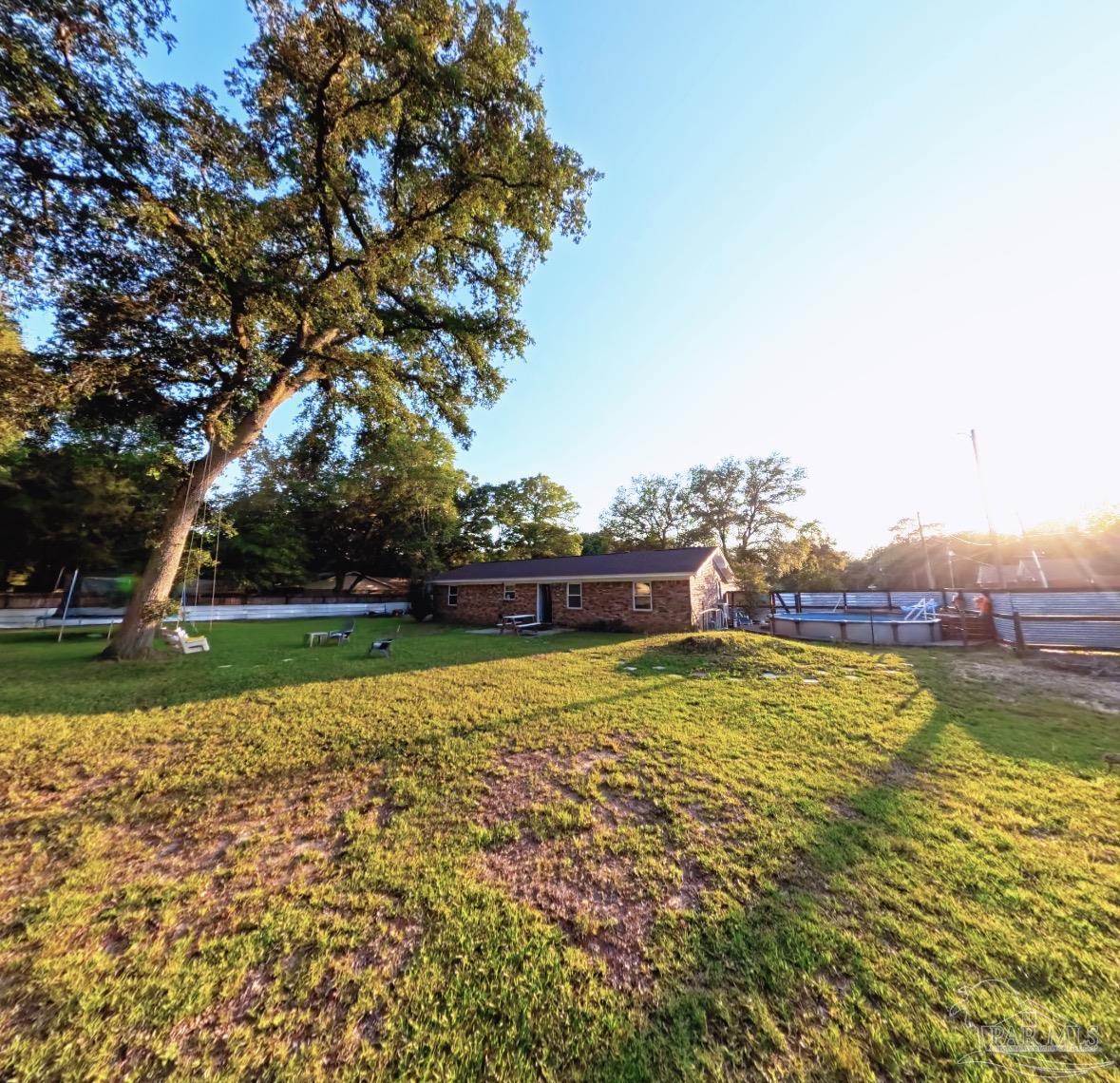 6036 Oakwood Dr