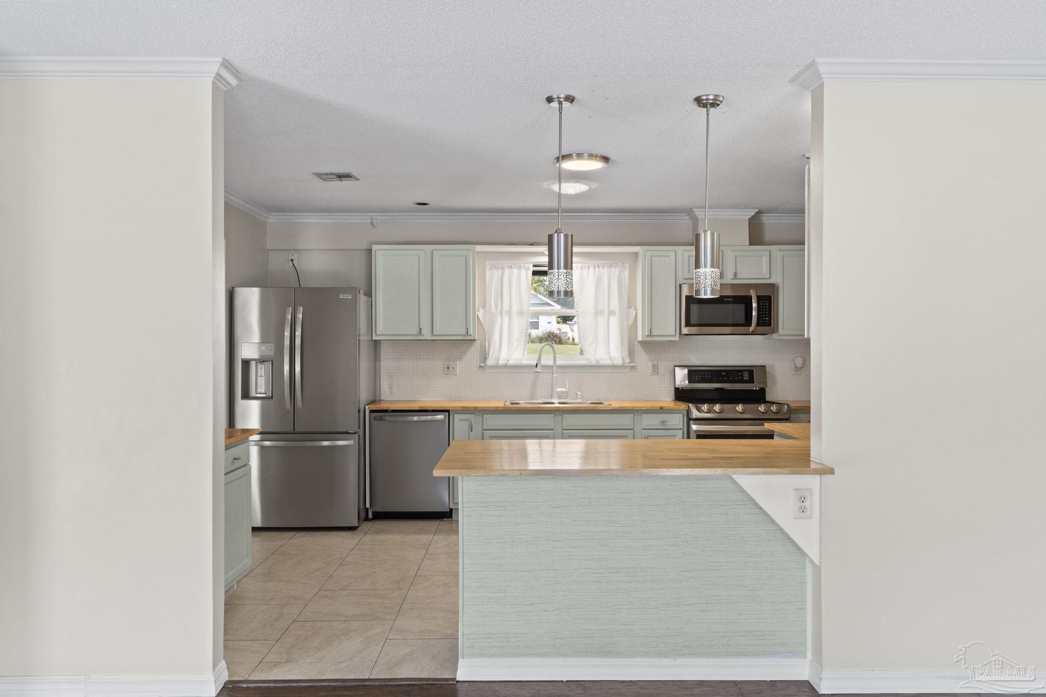 11215 Gulf Beach Hwy