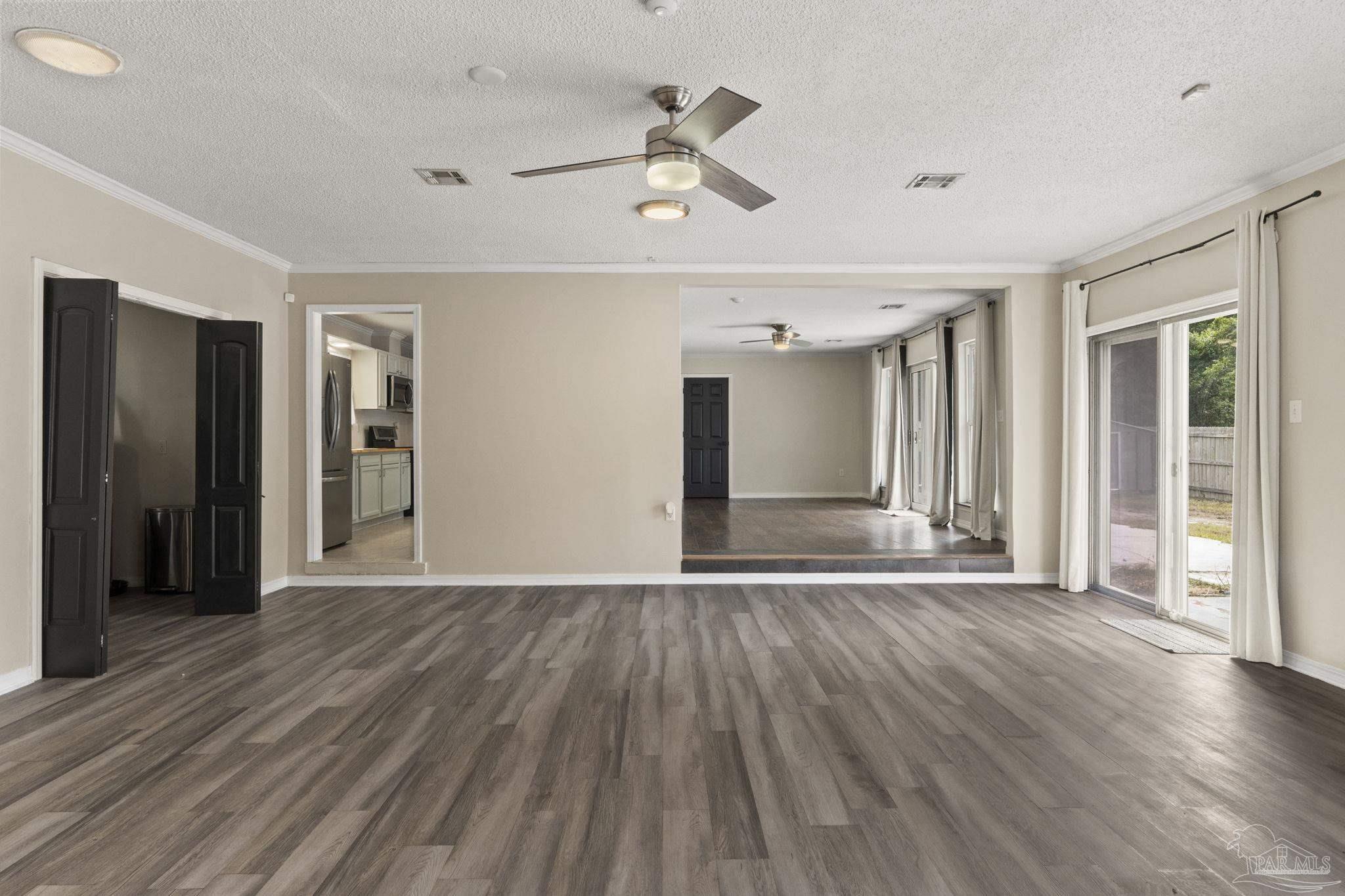 11215 Gulf Beach Hwy
