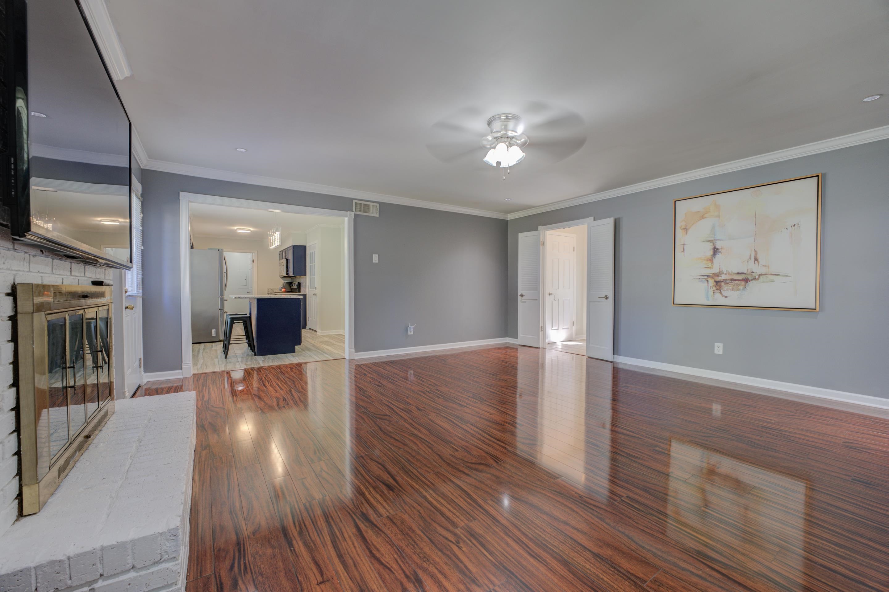 5025 HICKORY BARK DR