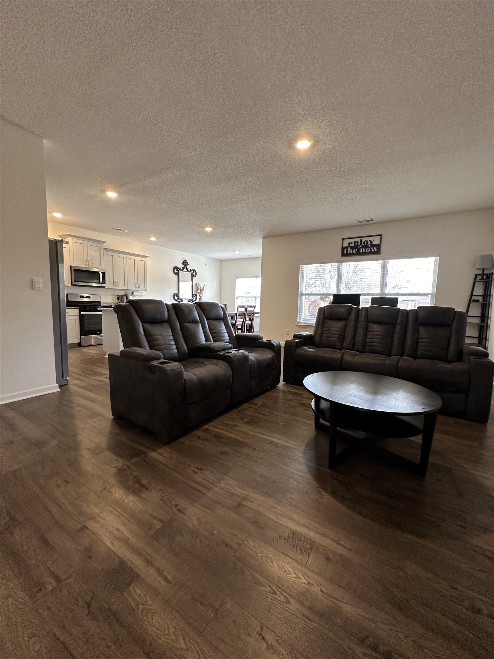 7380 BARRETT OAKS CV