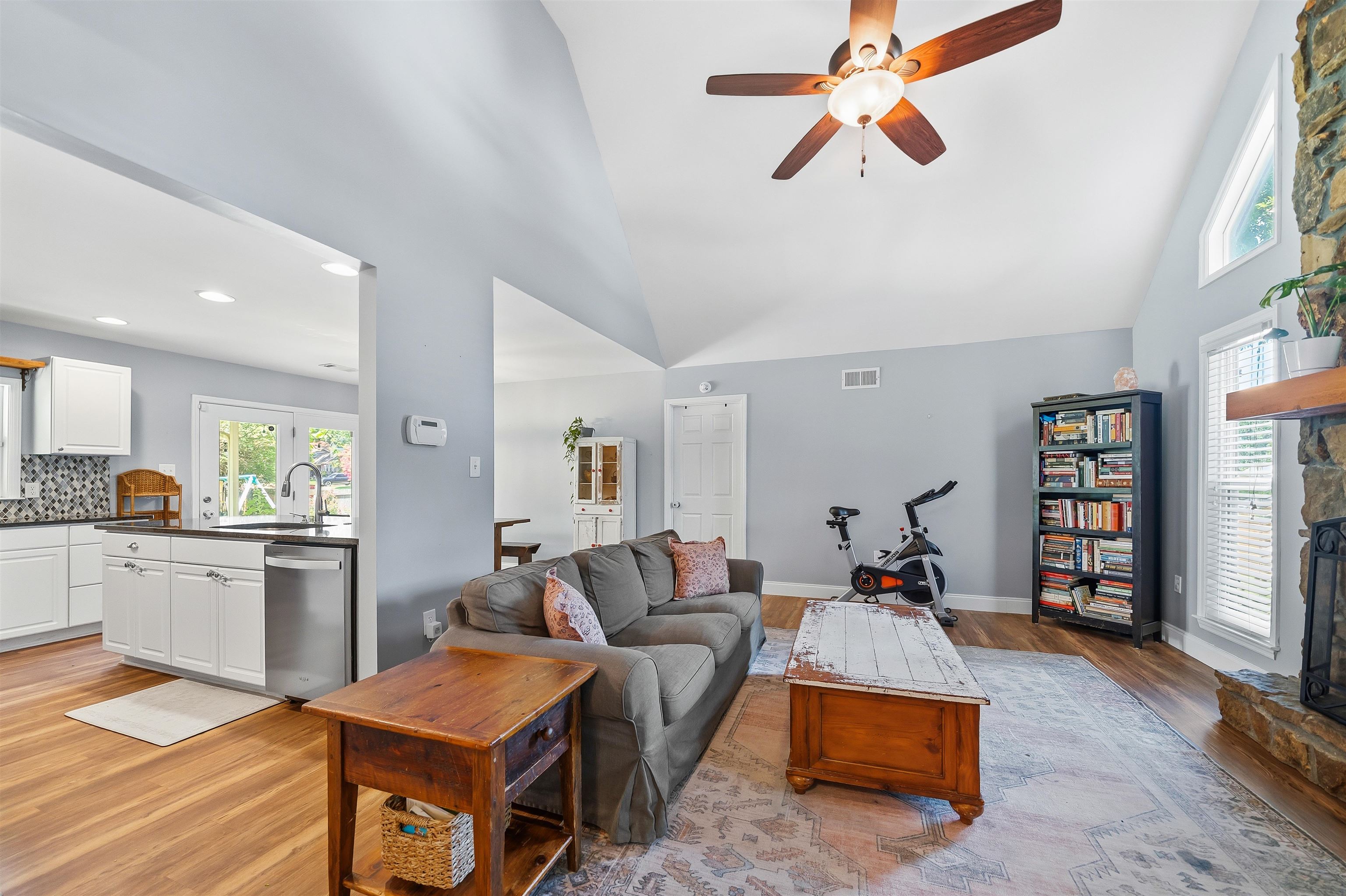4189 LUTHER RD