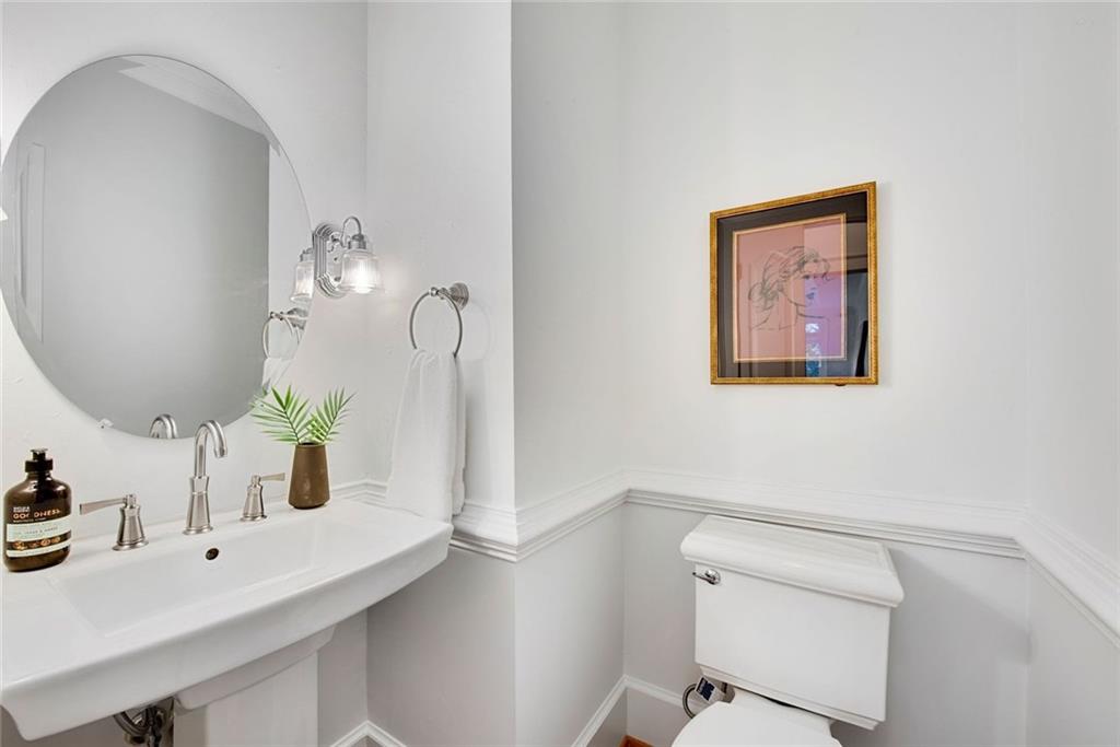 5995 Ettington Drive