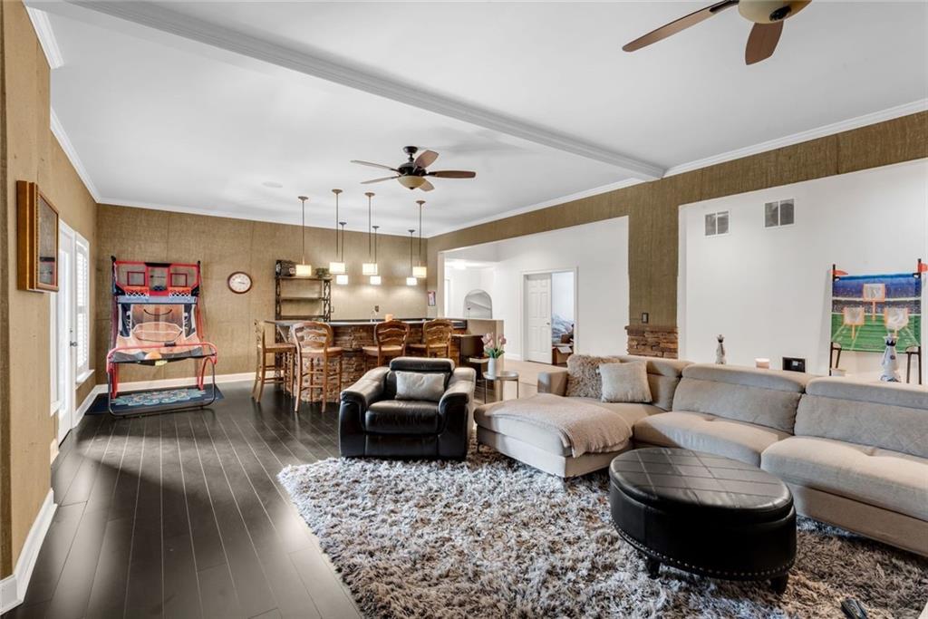 5995 Ettington Drive