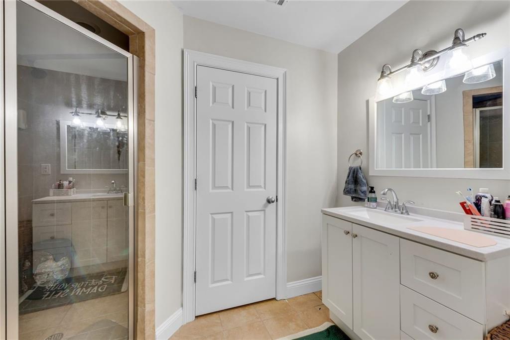 5995 Ettington Drive