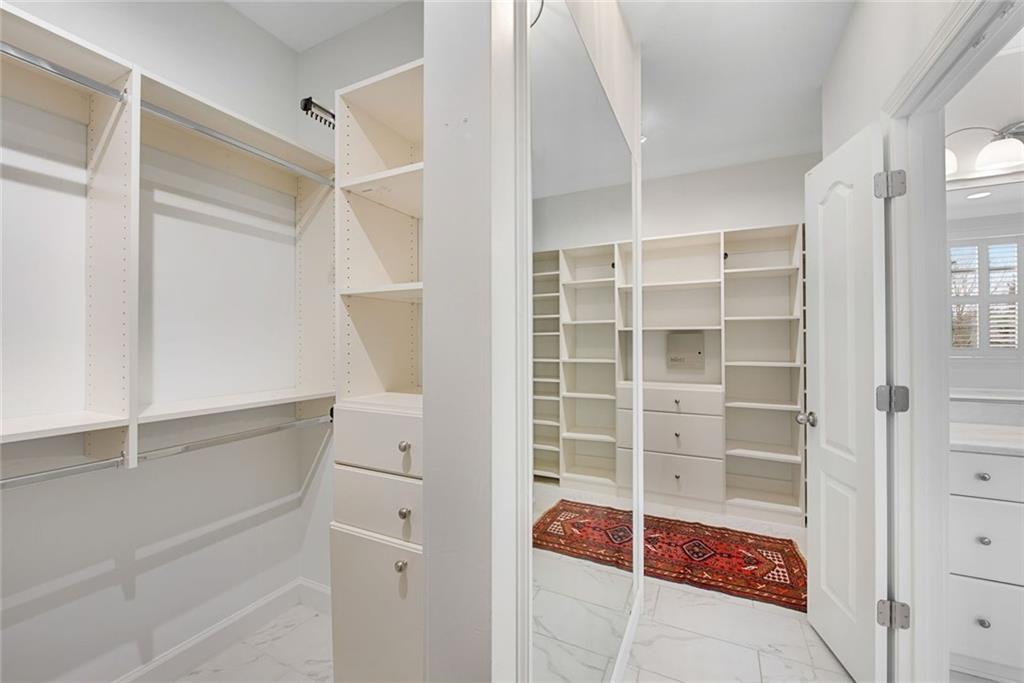 5995 Ettington Drive