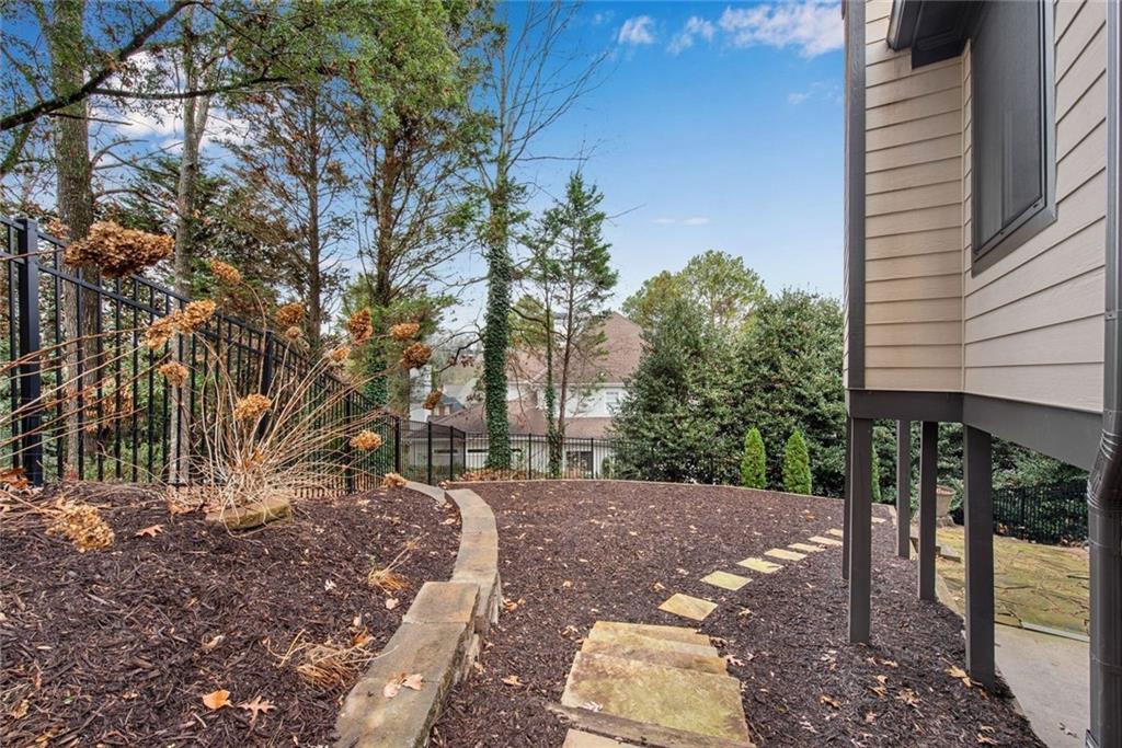 5995 Ettington Drive