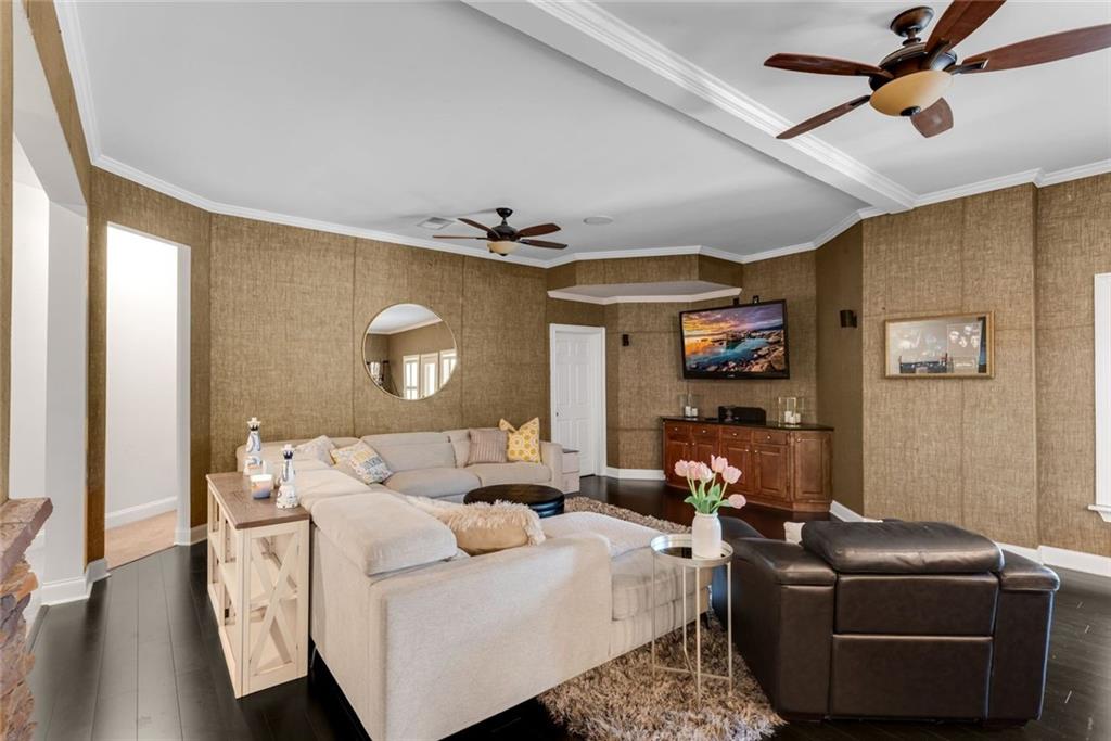 5995 Ettington Drive