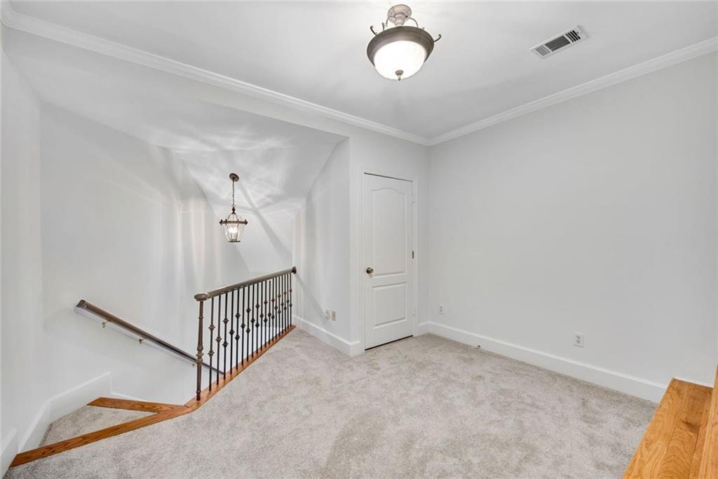 5995 Ettington Drive