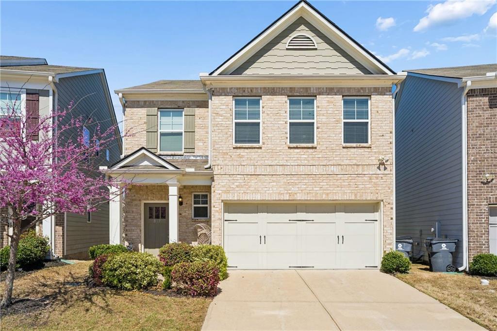 817 Regal Lane SW