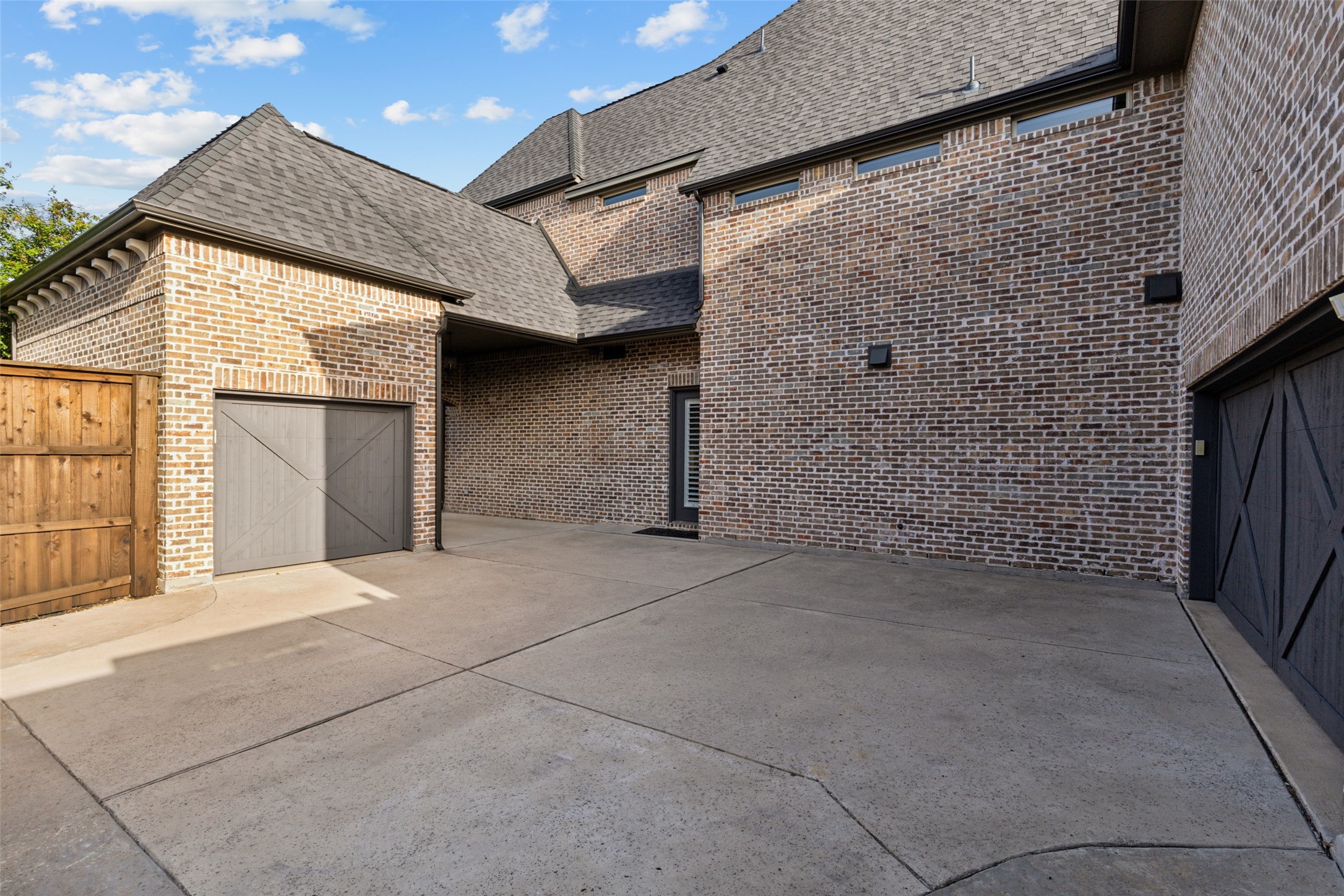 10309 Mountain Laurel Lane