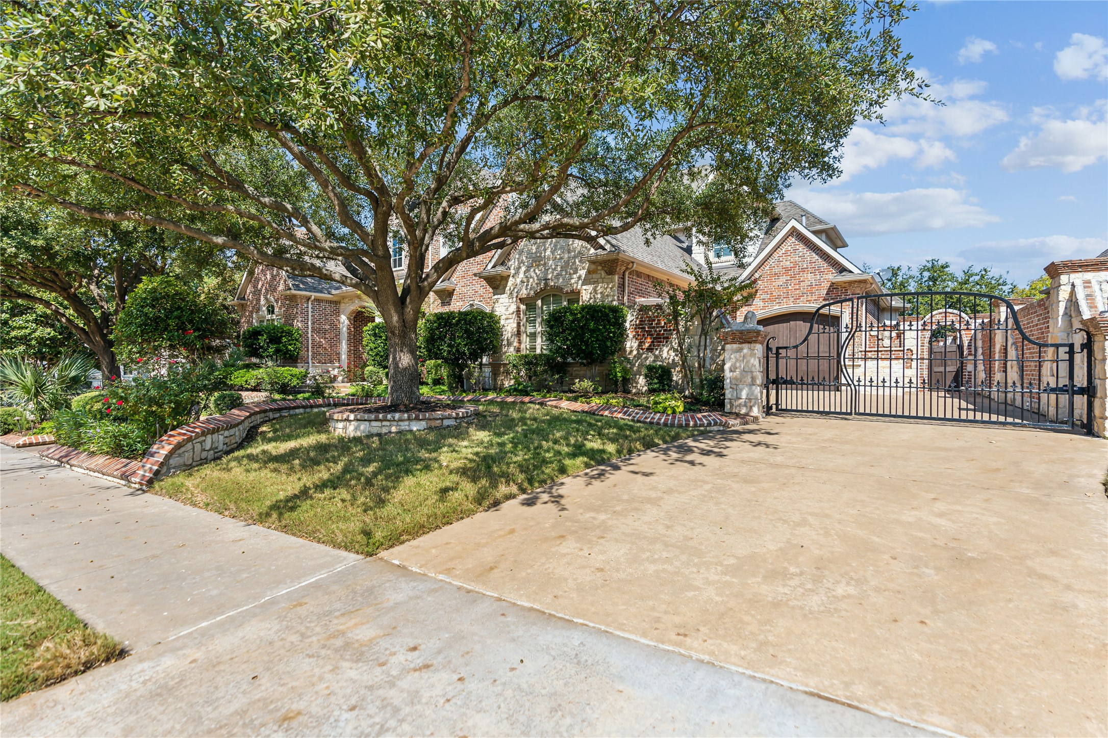 5034 Normandy Drive