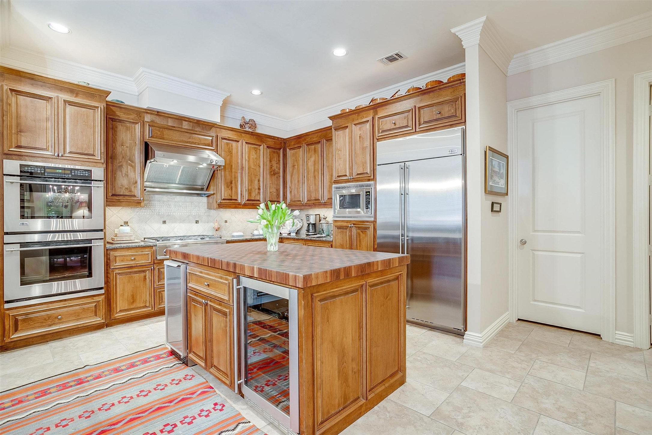 4954 Westbriar Drive