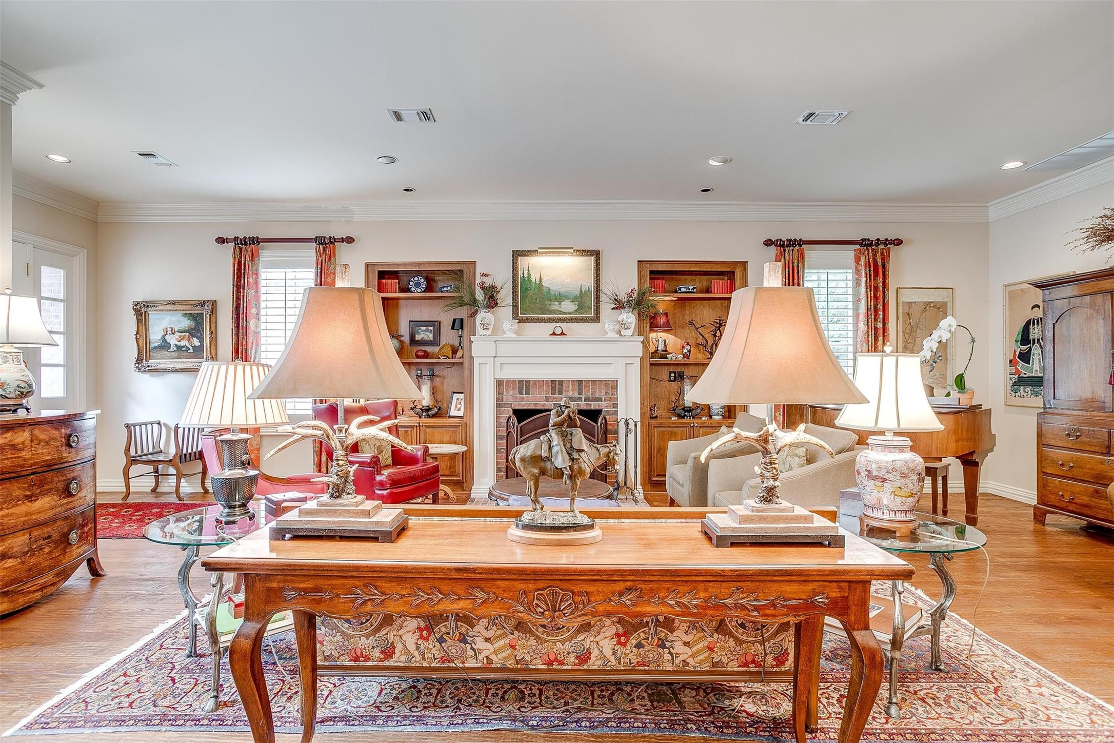 4954 Westbriar Drive
