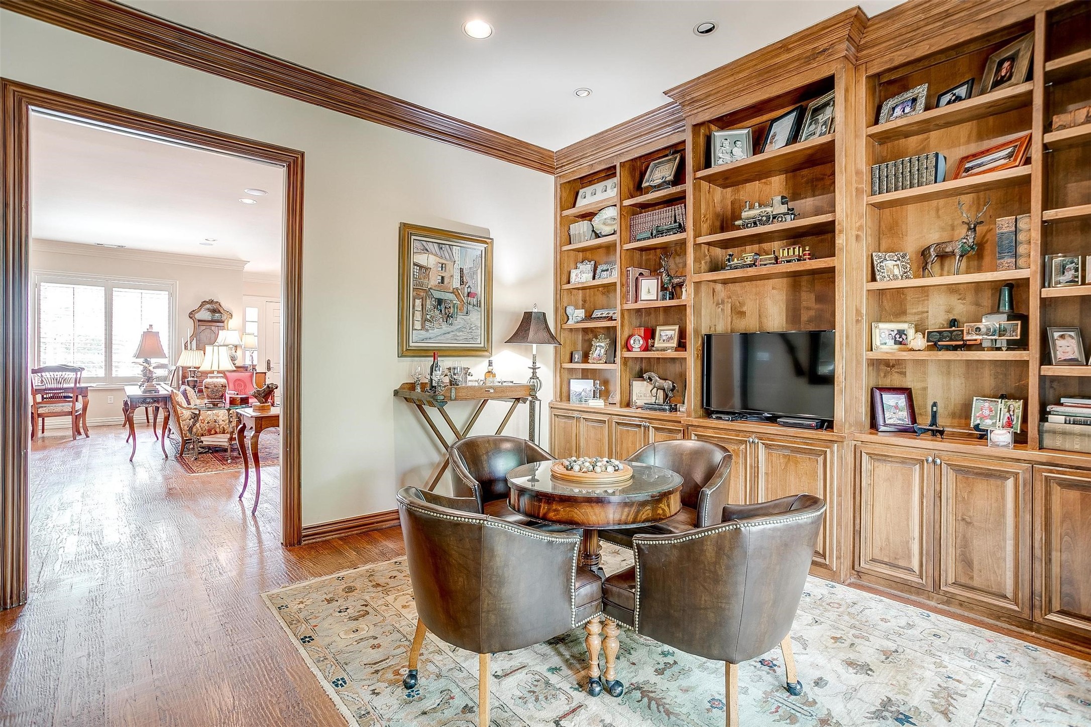 4954 Westbriar Drive