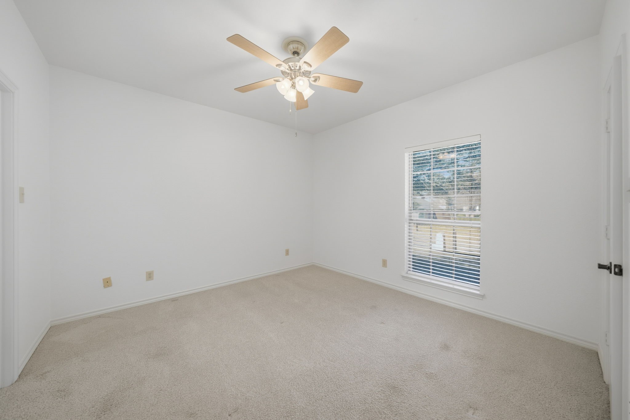 2902 Cambridgeshire Drive