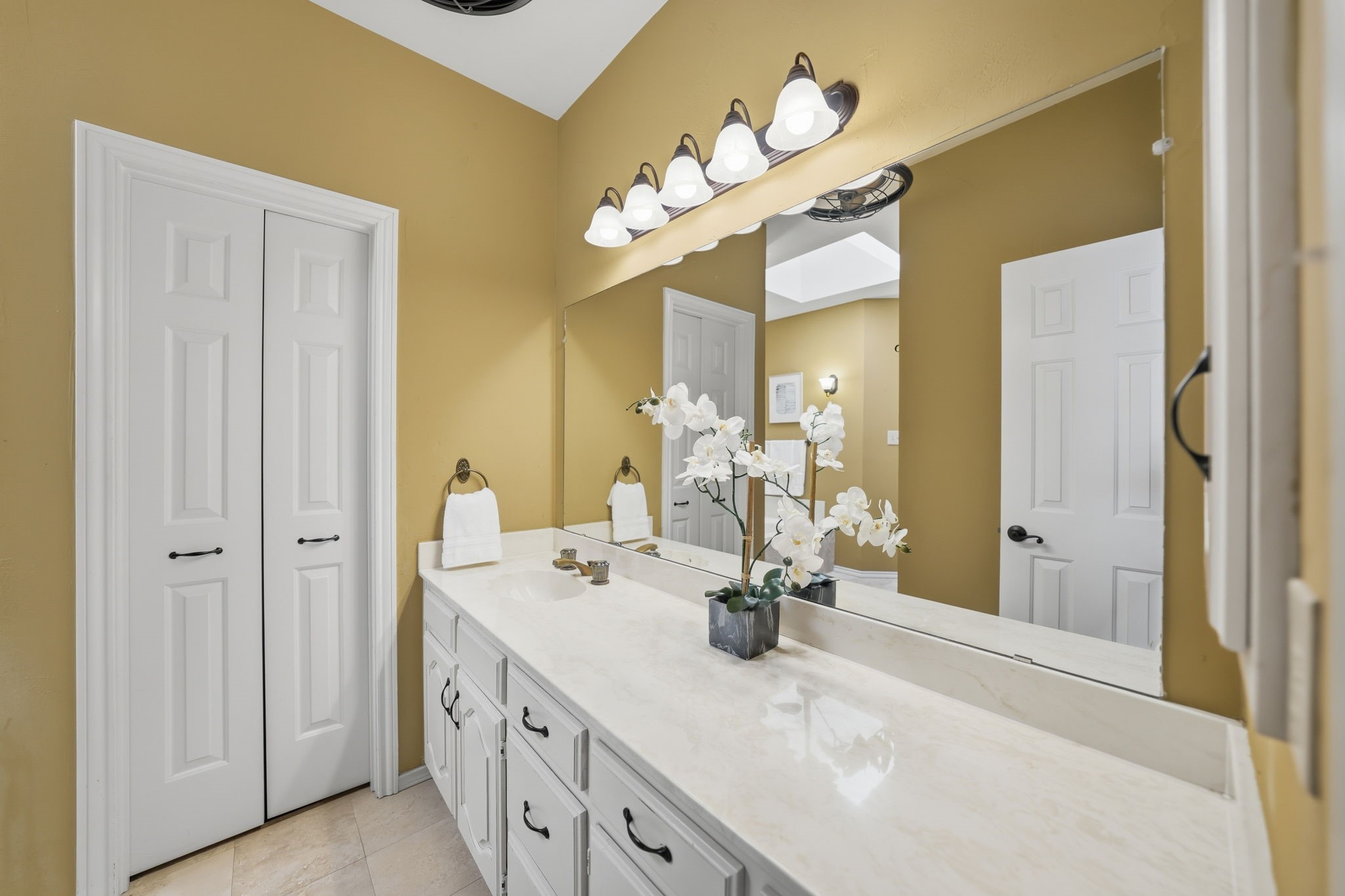 2902 Cambridgeshire Drive