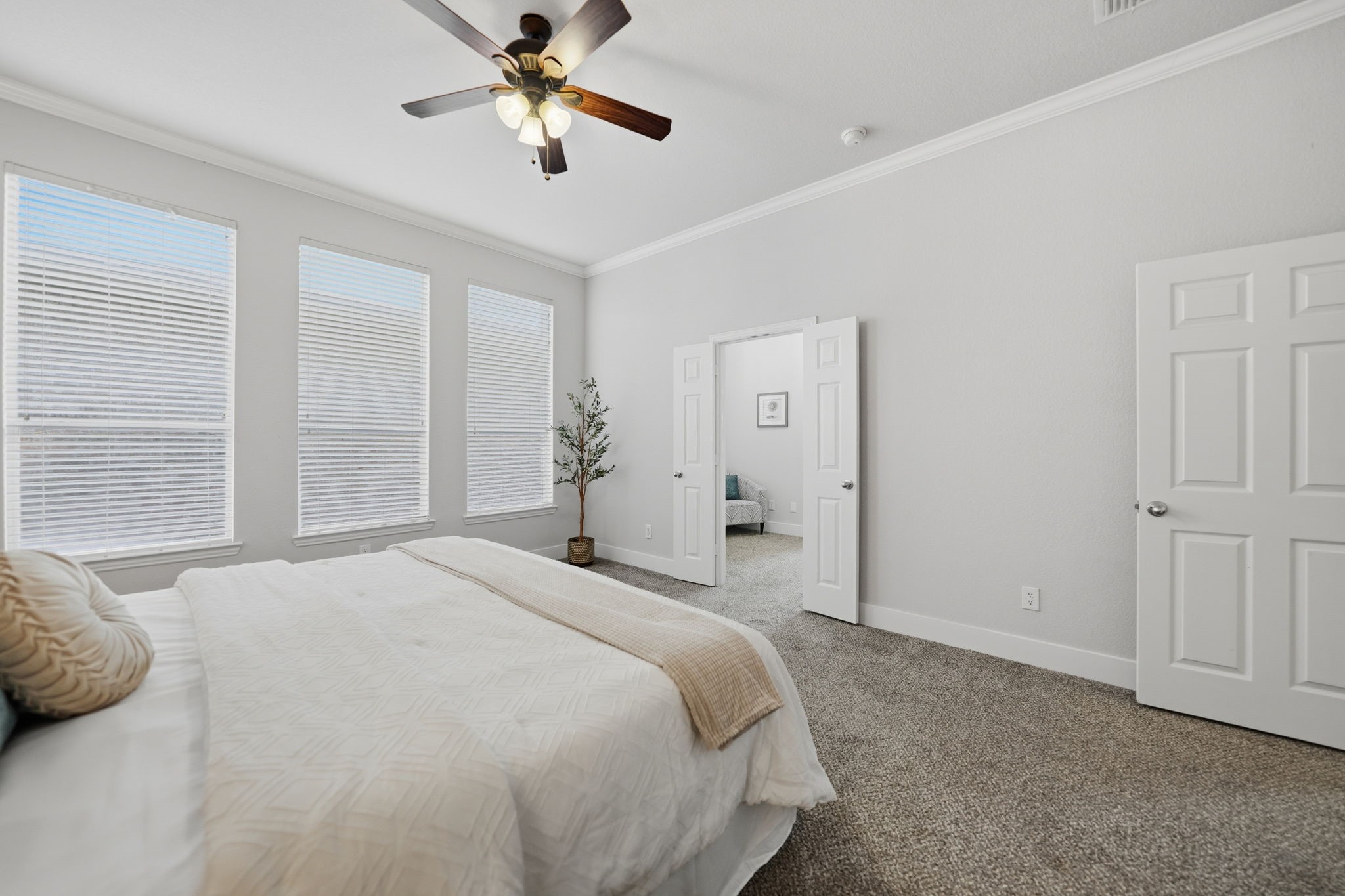 3475 Pilgrim Drive