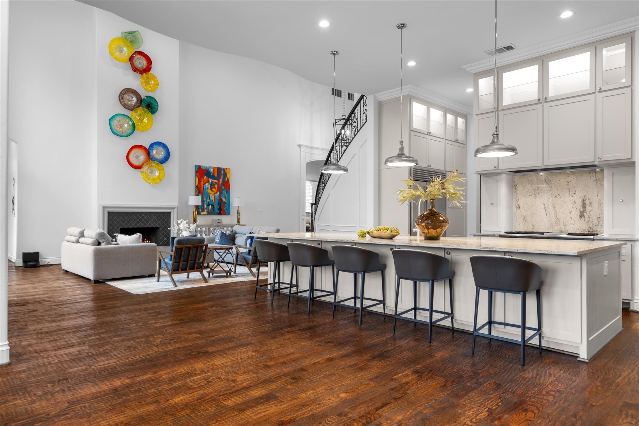 3013 Shelton Way