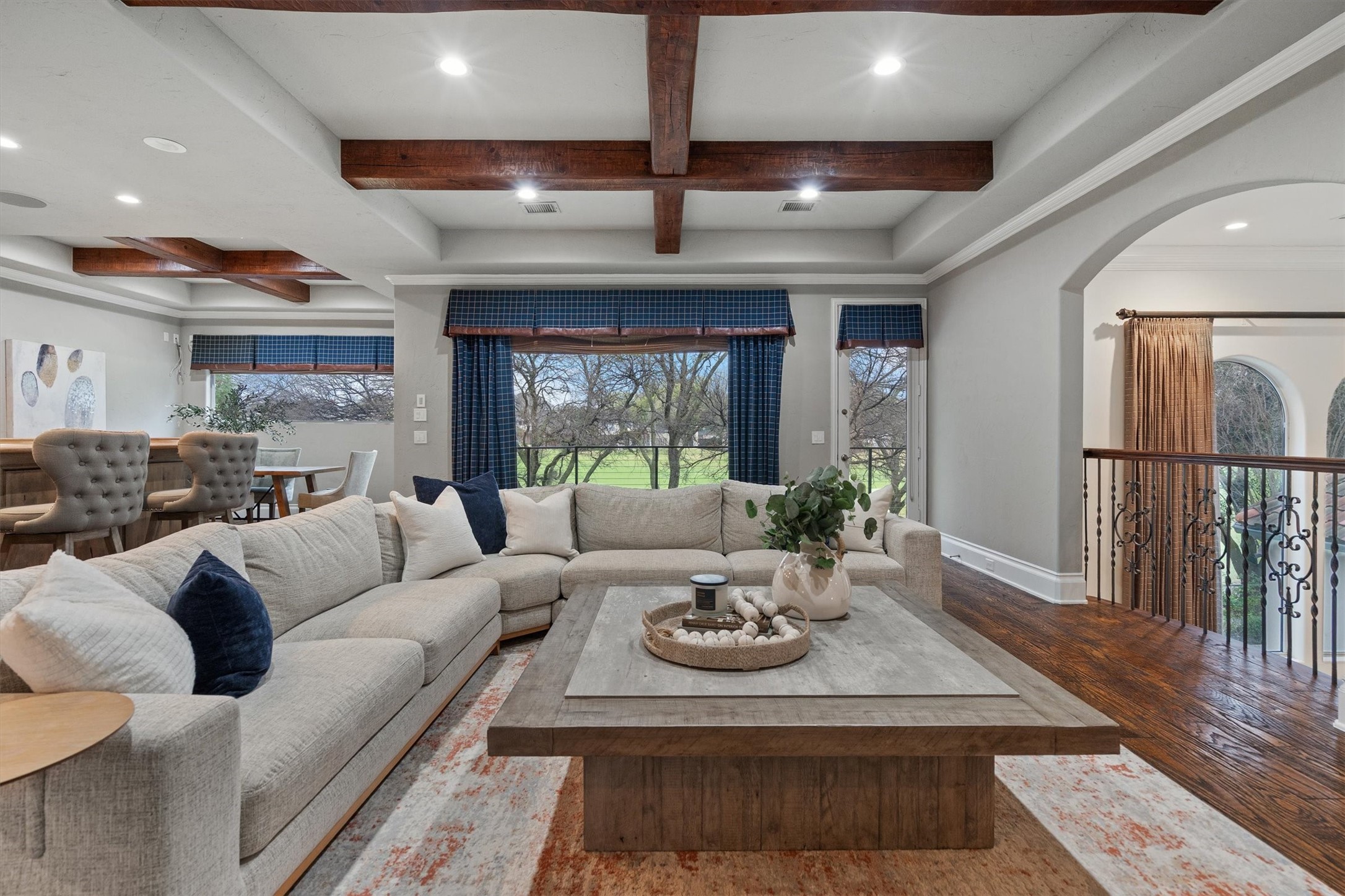 3013 Shelton Way