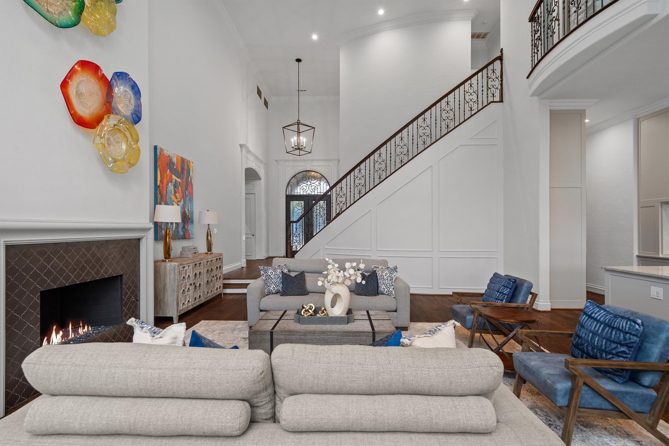 3013 Shelton Way