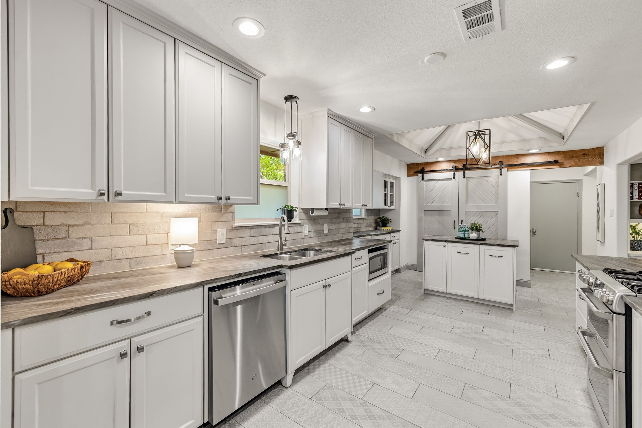 6008 Gentle Knoll Lane