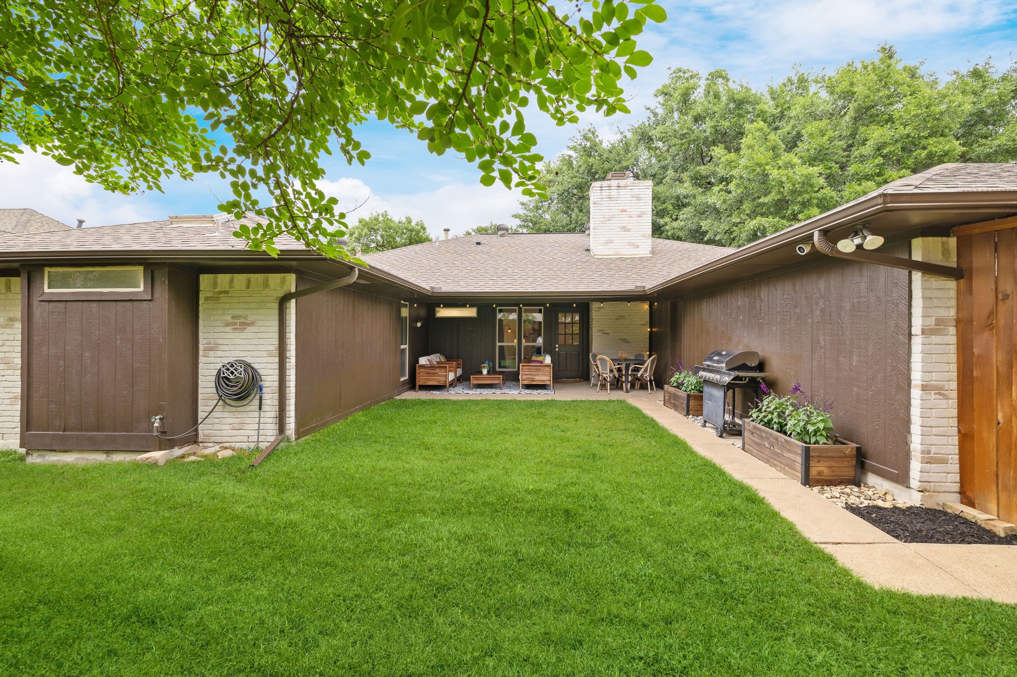 6008 Gentle Knoll Lane